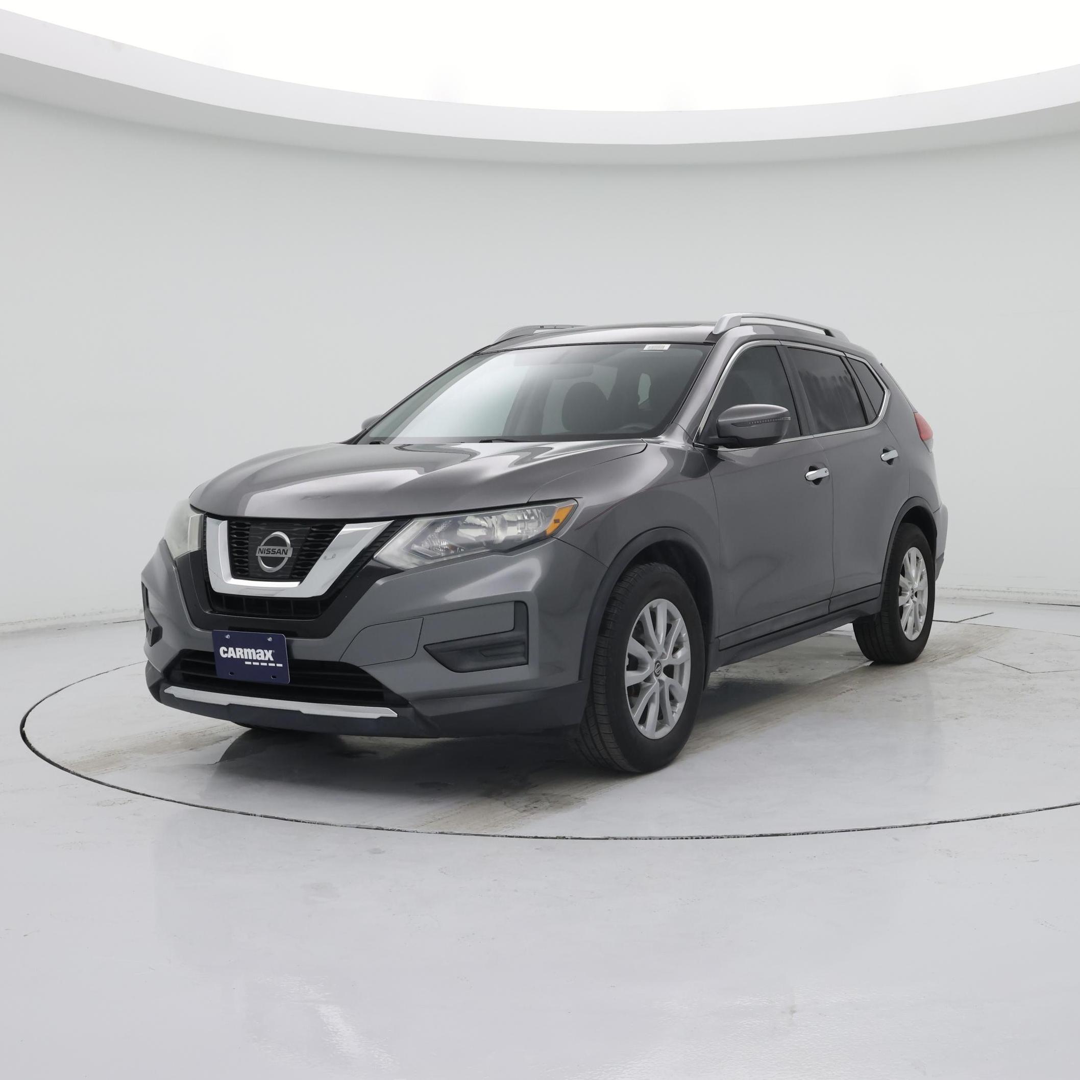 Thumbnail: 2017 Nissan Rogue - 4