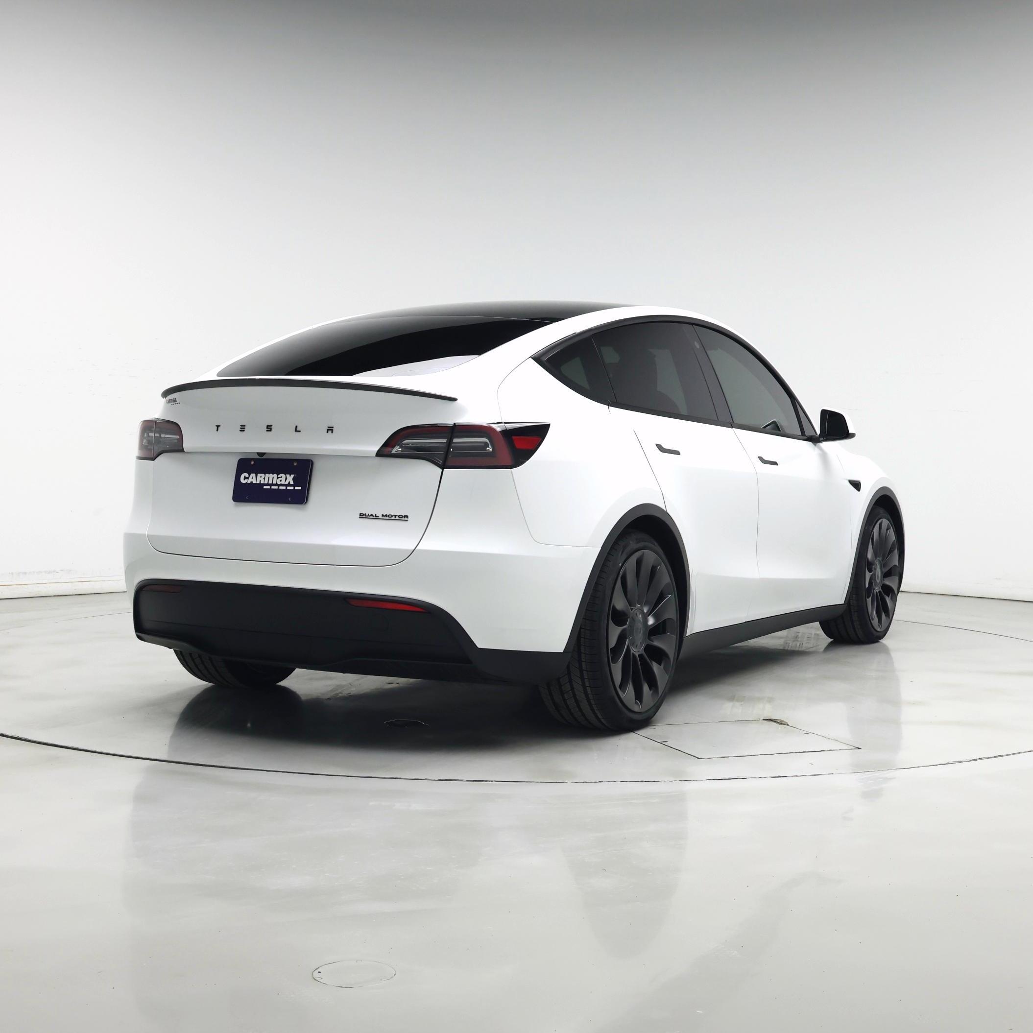 Thumbnail: 2023 Tesla Model Y - 8