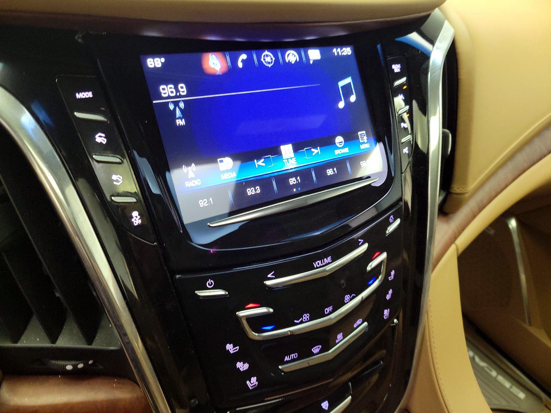 Thumbnail: 2017 Cadillac Escalade - 15