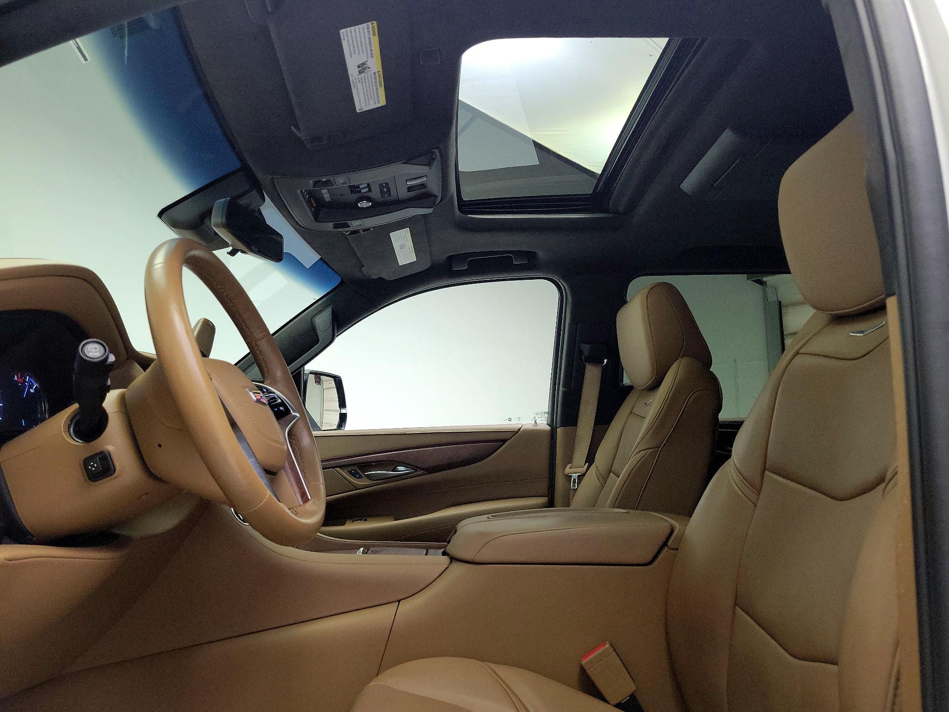 Thumbnail: 2017 Cadillac Escalade - 19