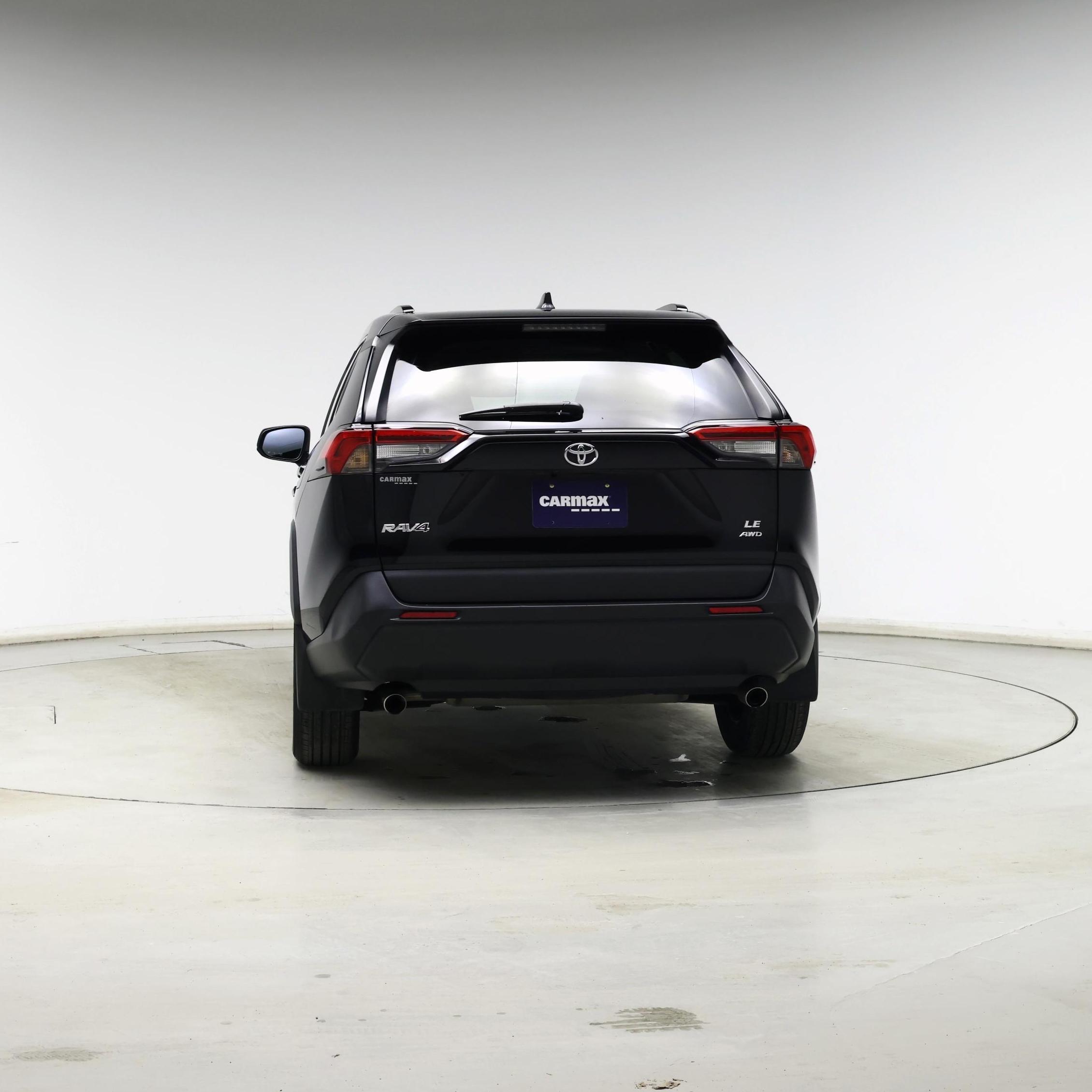 Thumbnail: 2021 Toyota RAV4 - 6