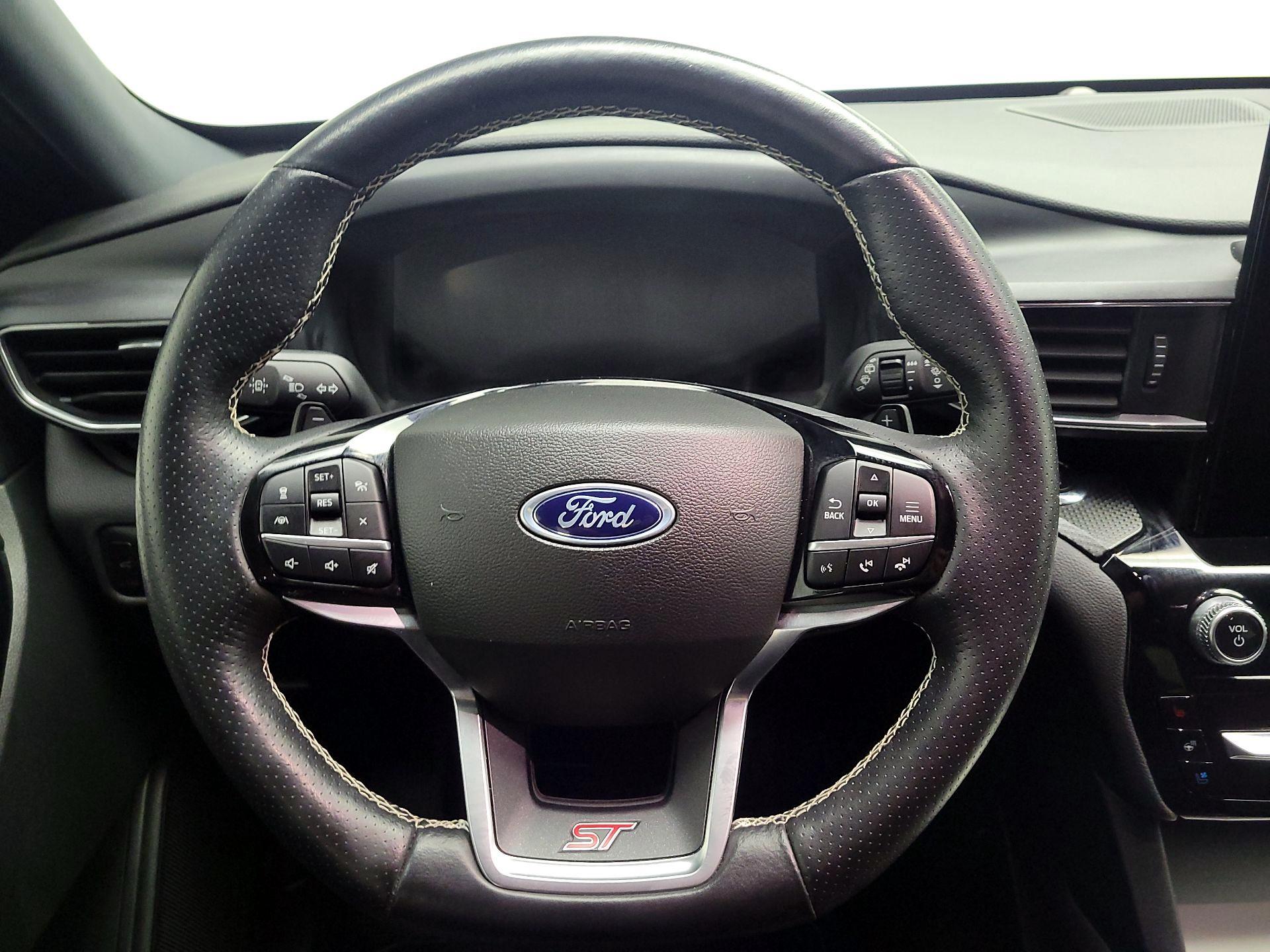 Thumbnail: 2023 Ford Explorer - 10