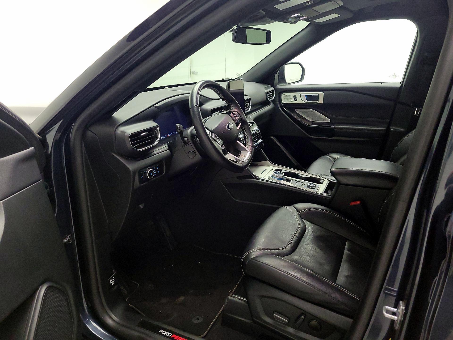 Thumbnail: 2023 Ford Explorer - 11