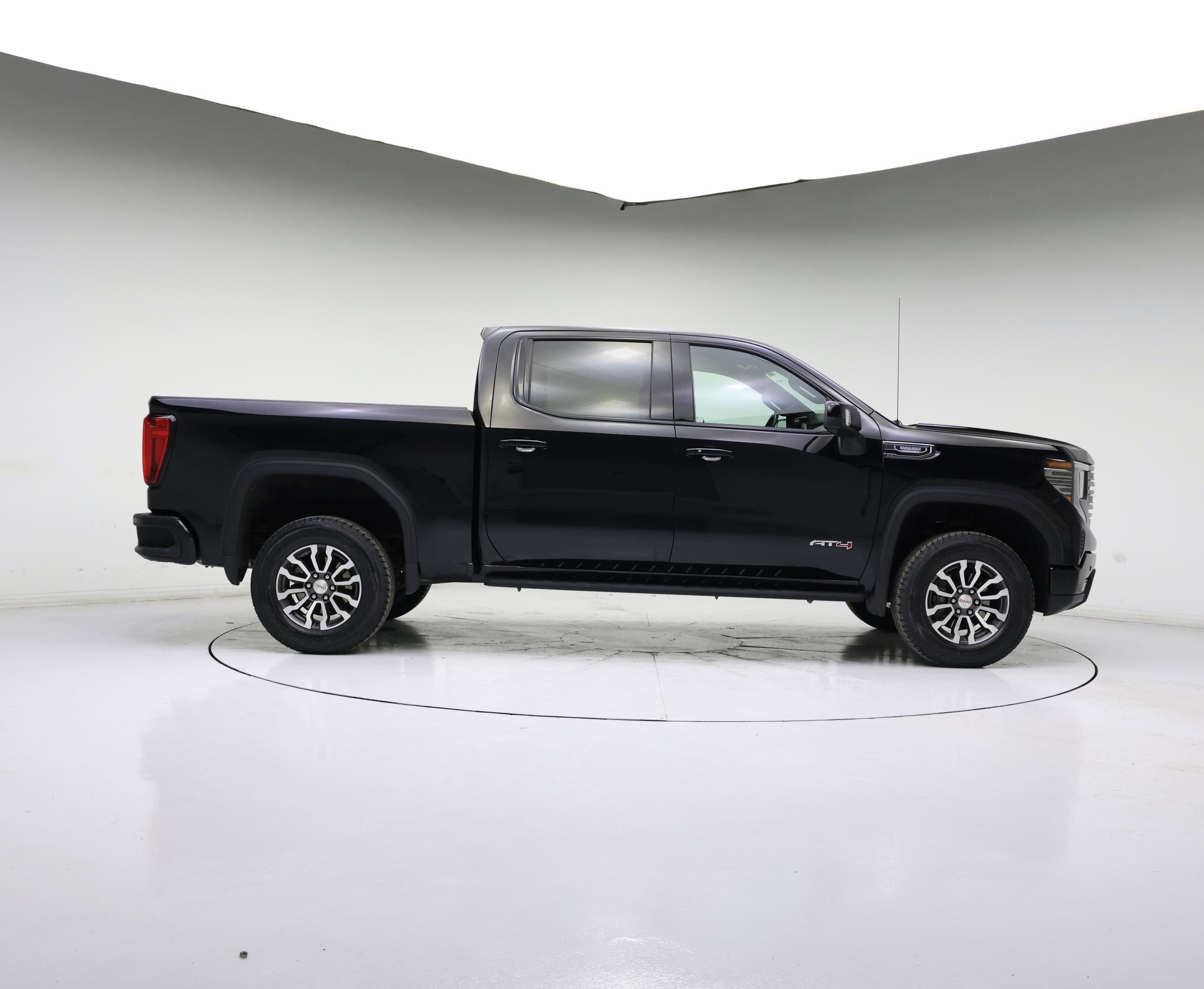 Thumbnail: 2023 GMC Sierra 1500 - 3