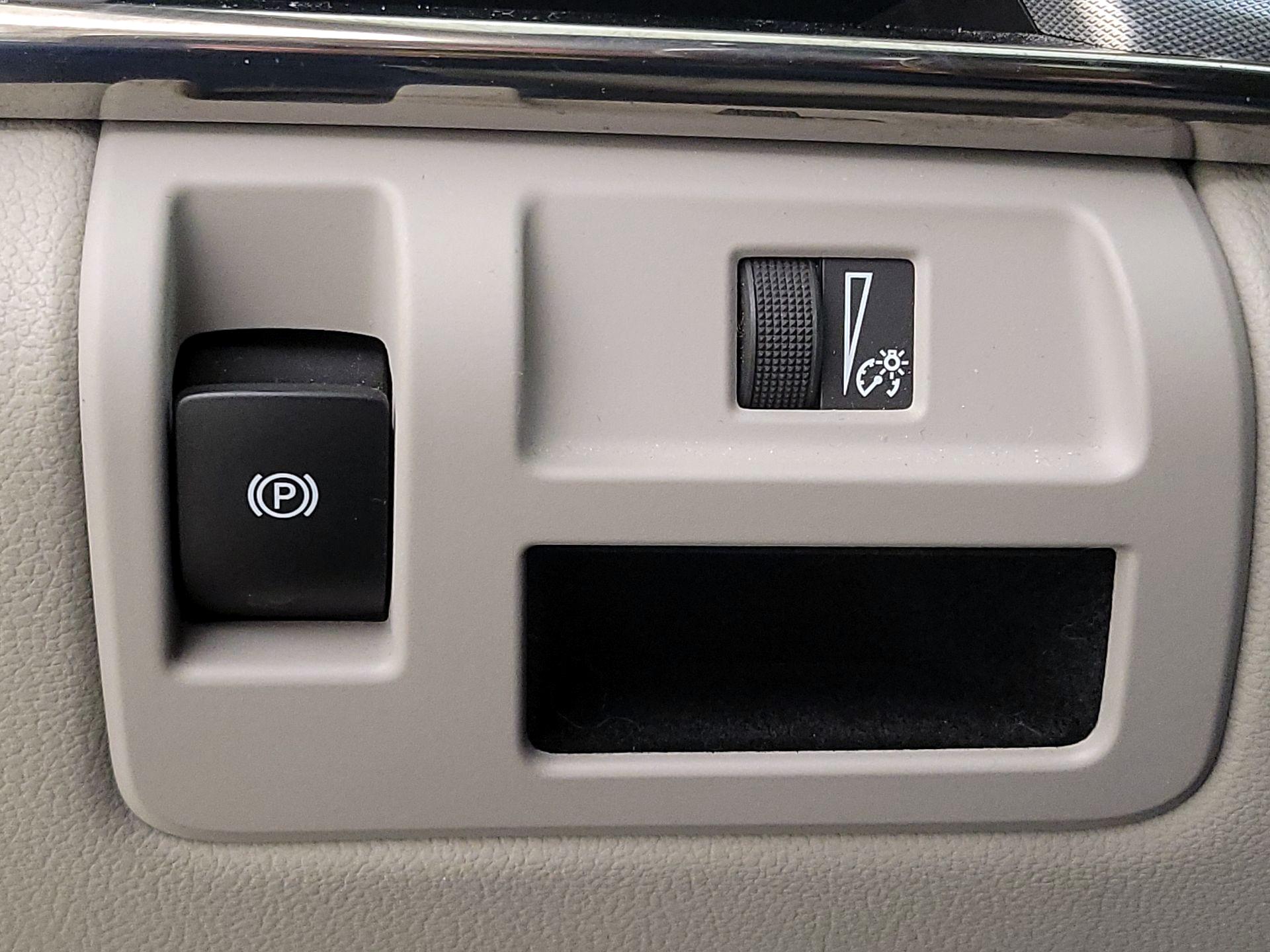 Thumbnail: 2019 Cadillac CTS - 13