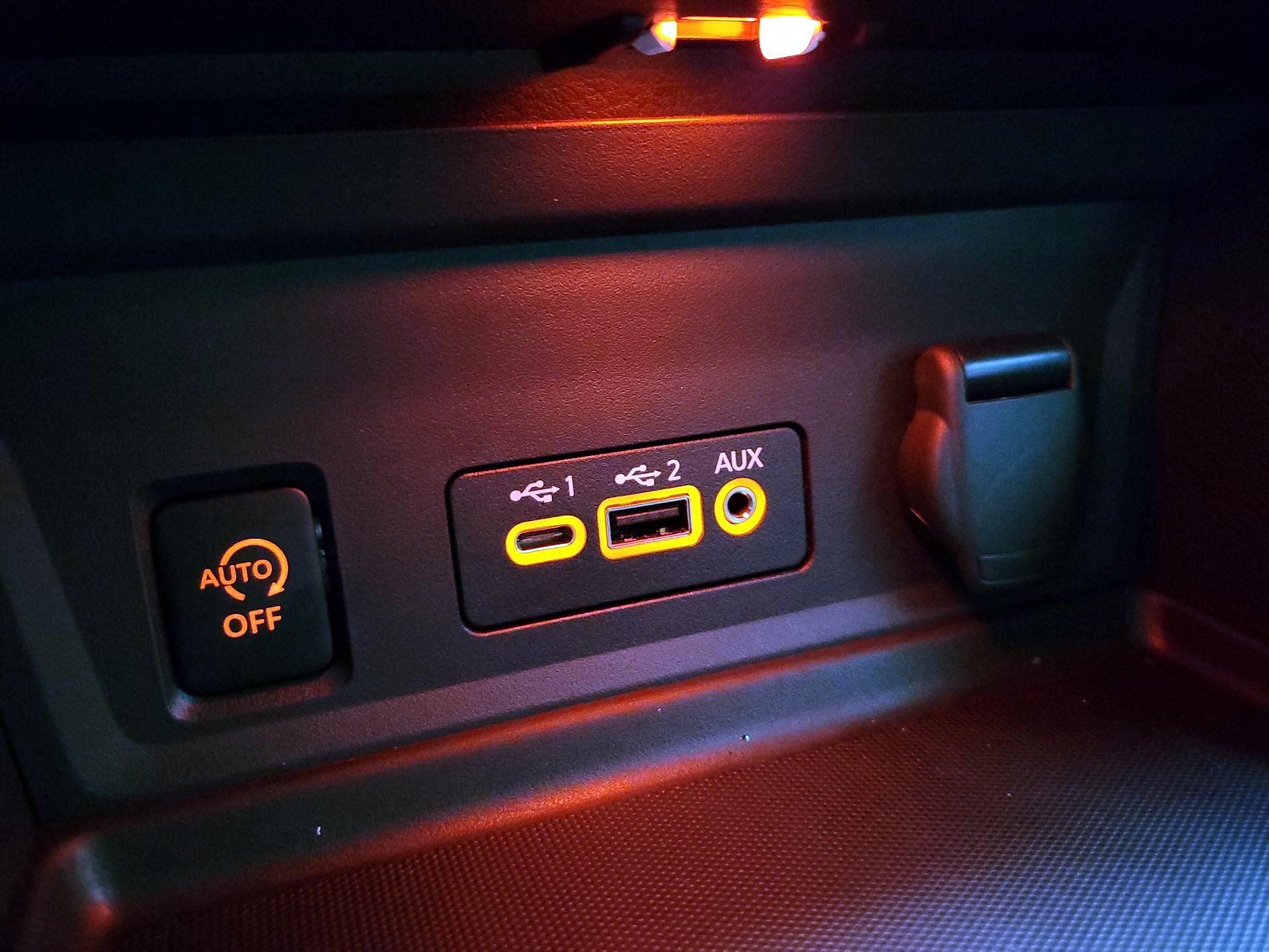 Thumbnail: 2024 Nissan Sentra - 17