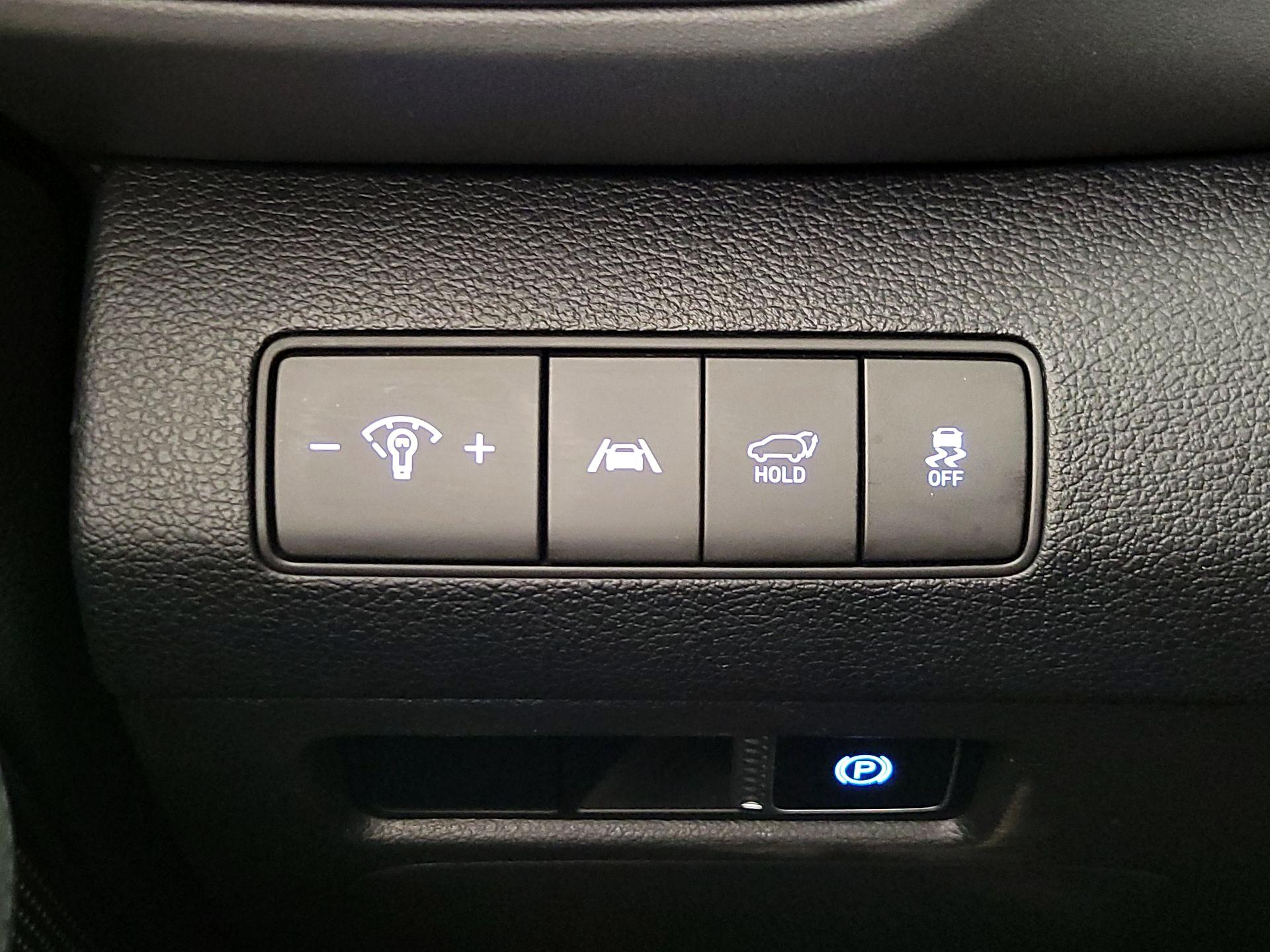 Thumbnail: 2023 Hyundai Santa Fe - 13