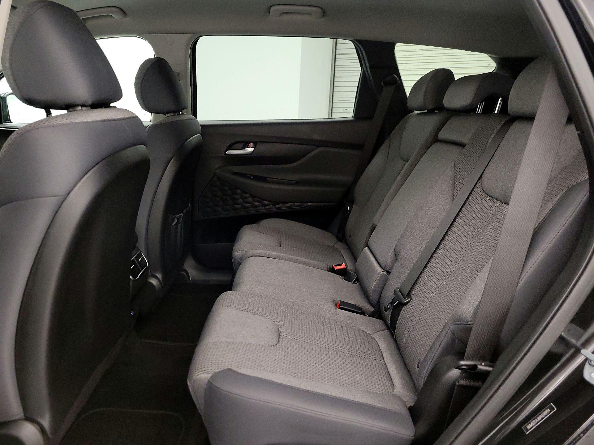 Thumbnail: 2023 Hyundai Santa Fe - 20