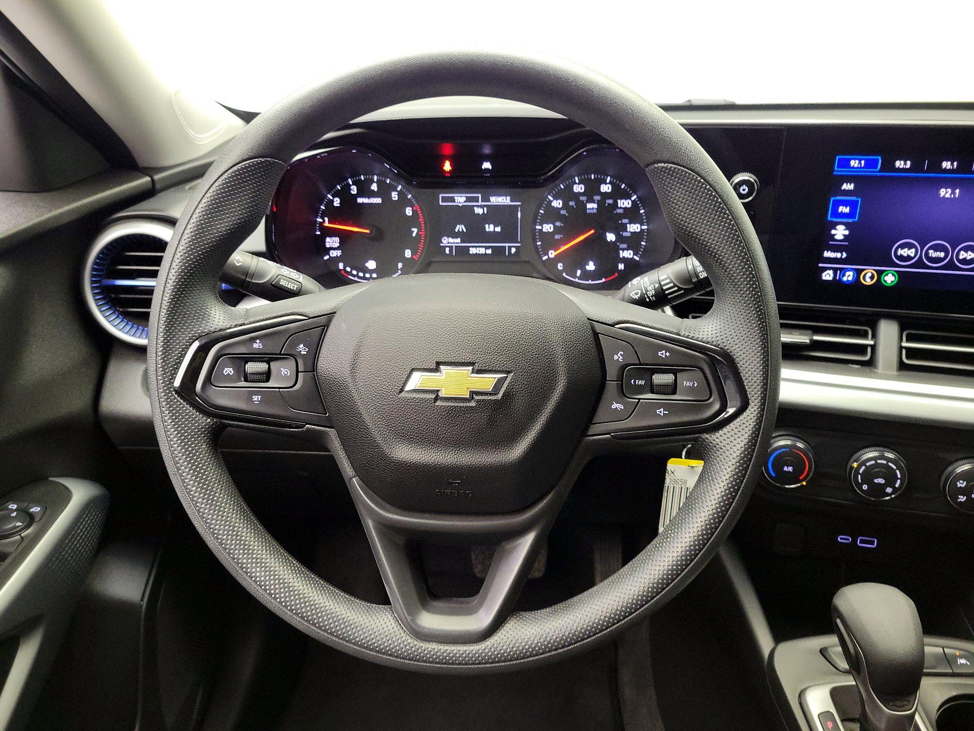 Thumbnail: 2024 Chevrolet Trax - 10