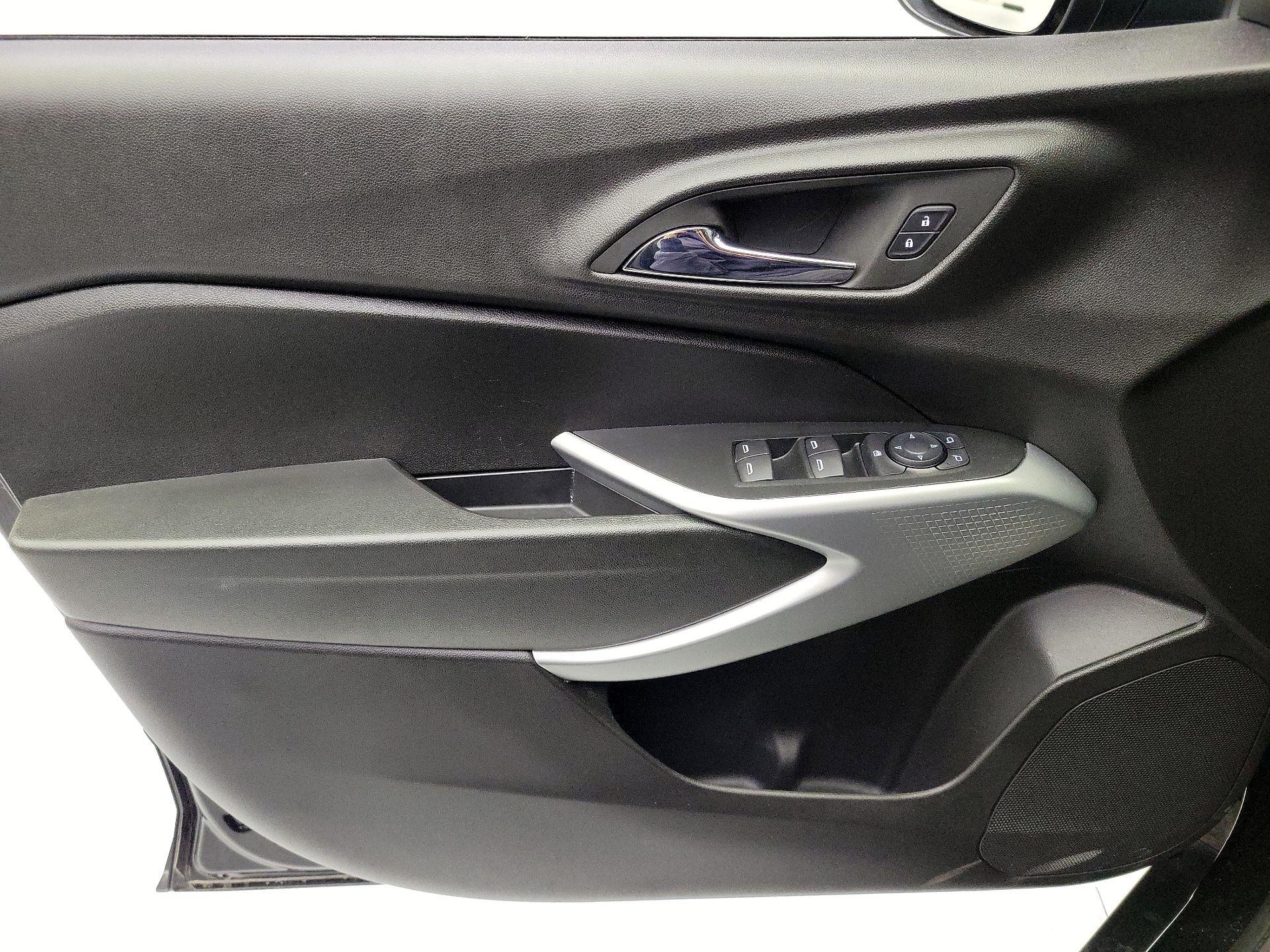 Thumbnail: 2024 Chevrolet Trax - 12