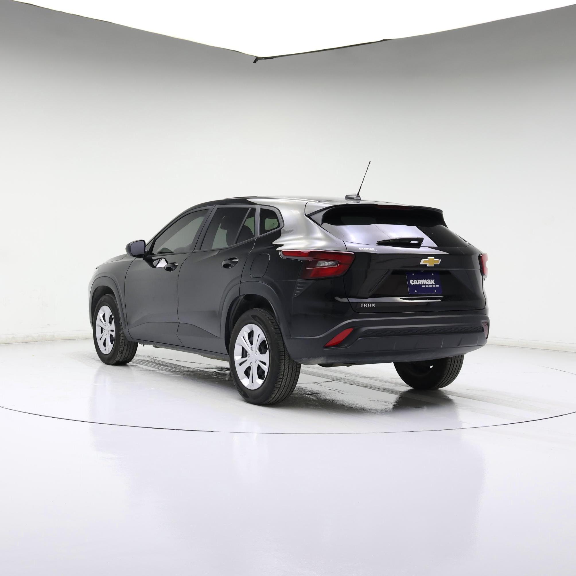 Thumbnail: 2024 Chevrolet Trax - 2