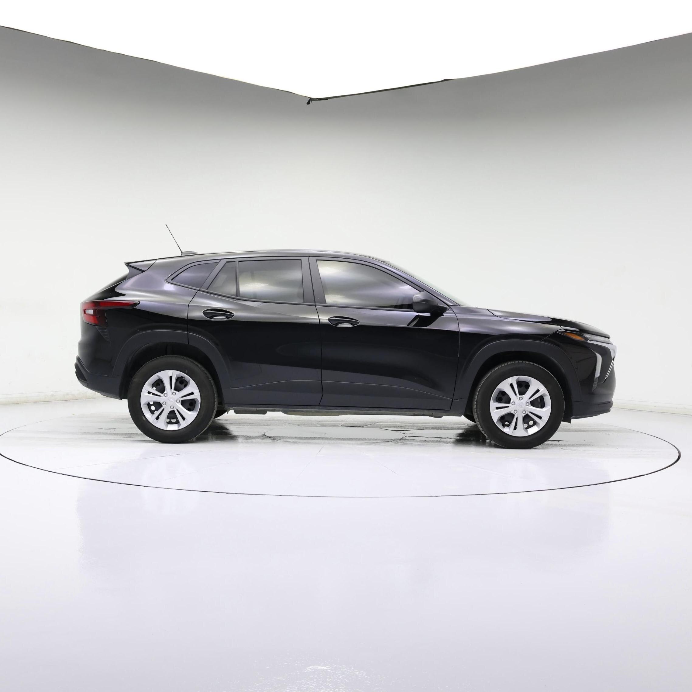 Thumbnail: 2024 Chevrolet Trax - 7