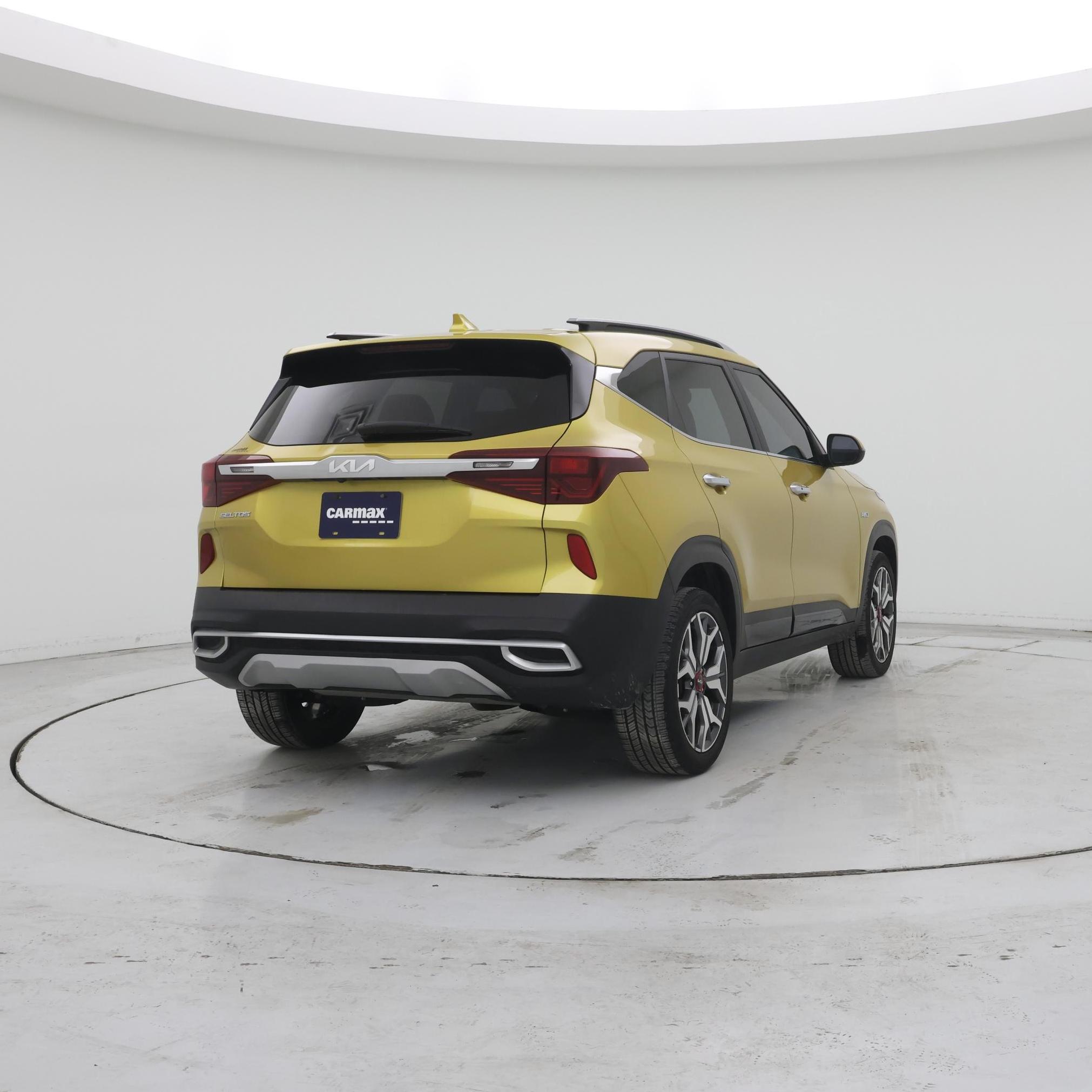 Thumbnail: 2023 Kia Seltos - 8