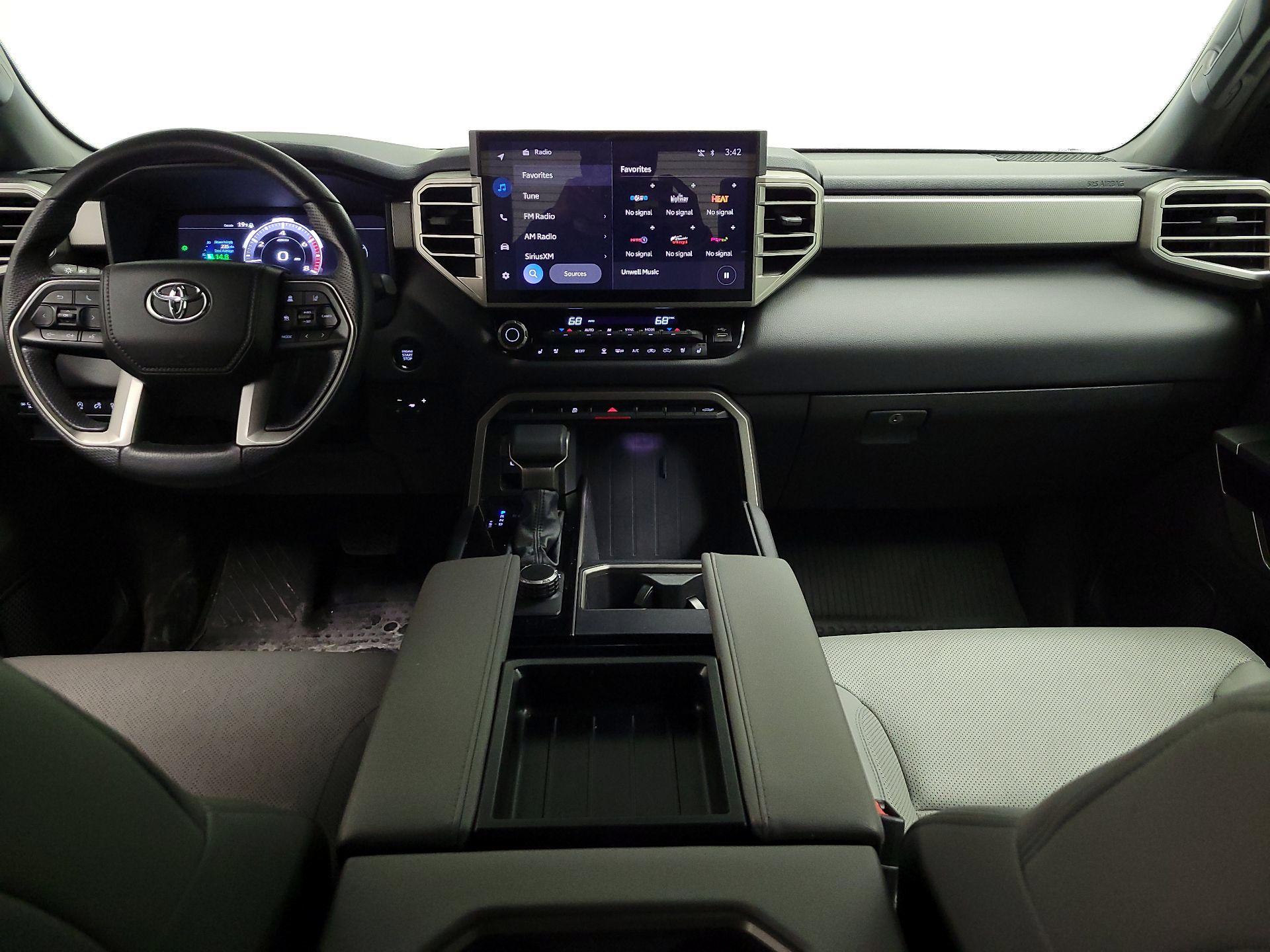 Thumbnail: 2025 Toyota Tundra - 9