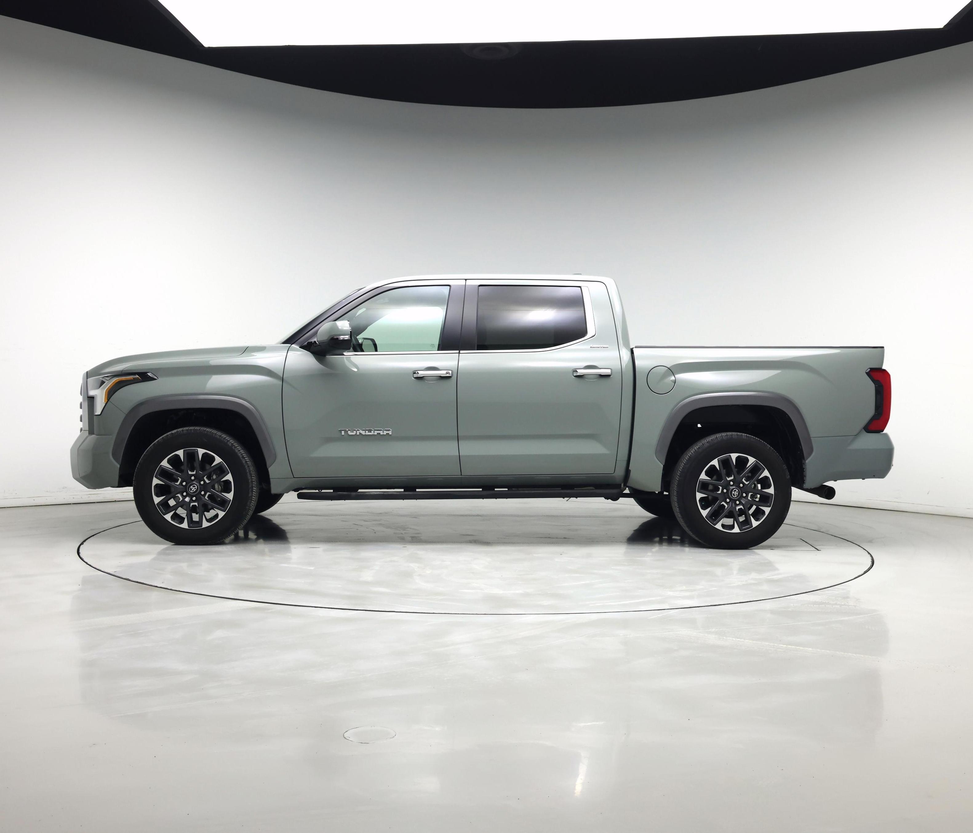 Thumbnail: 2025 Toyota Tundra - 3