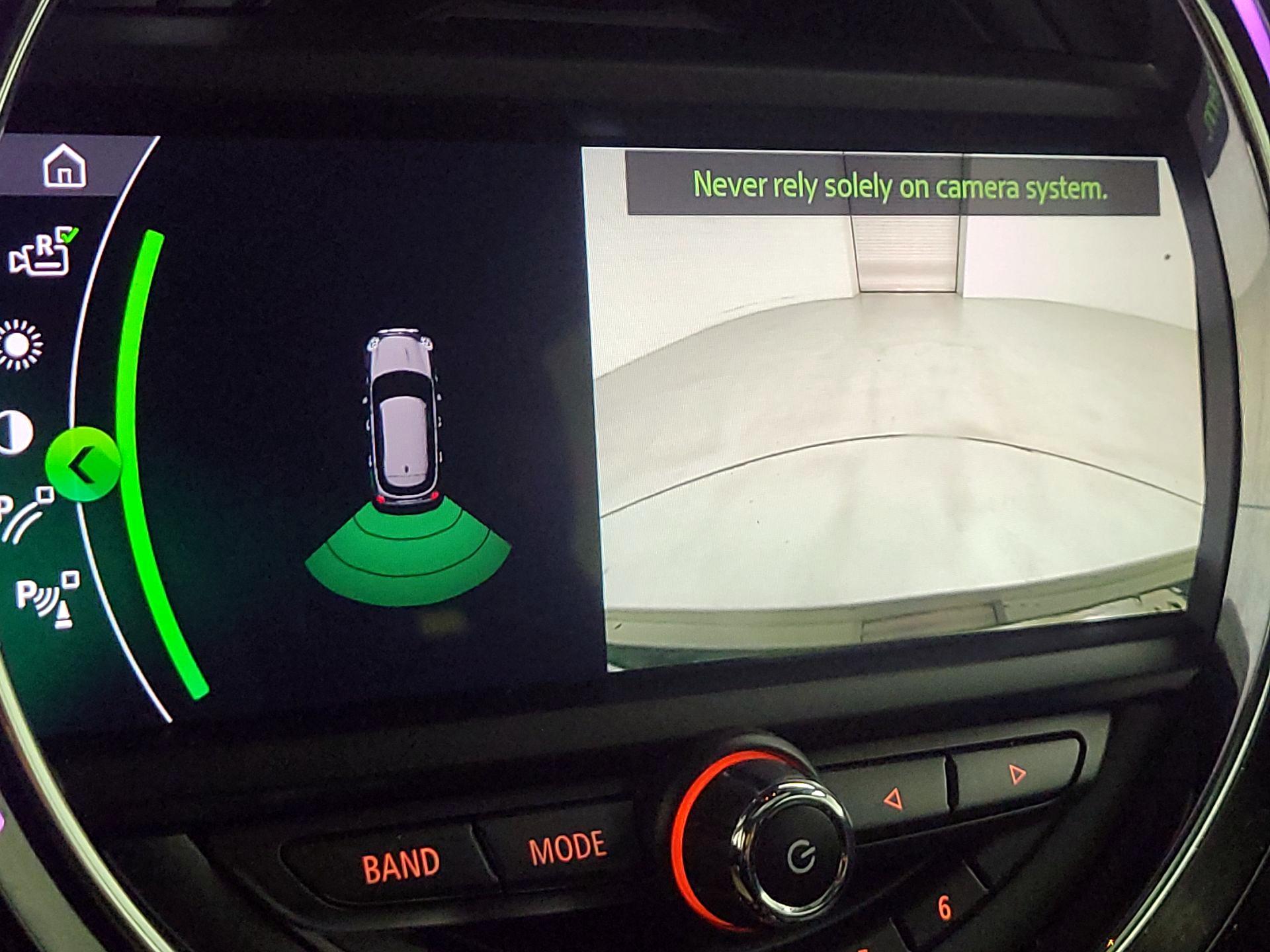 Thumbnail: 2020 MINI Cooper Hardtop - 14