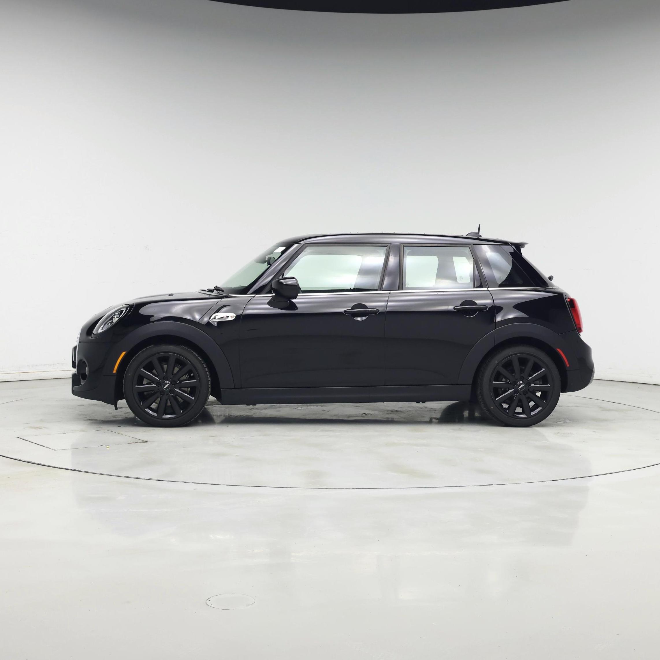Thumbnail: 2020 MINI Cooper Hardtop - 3