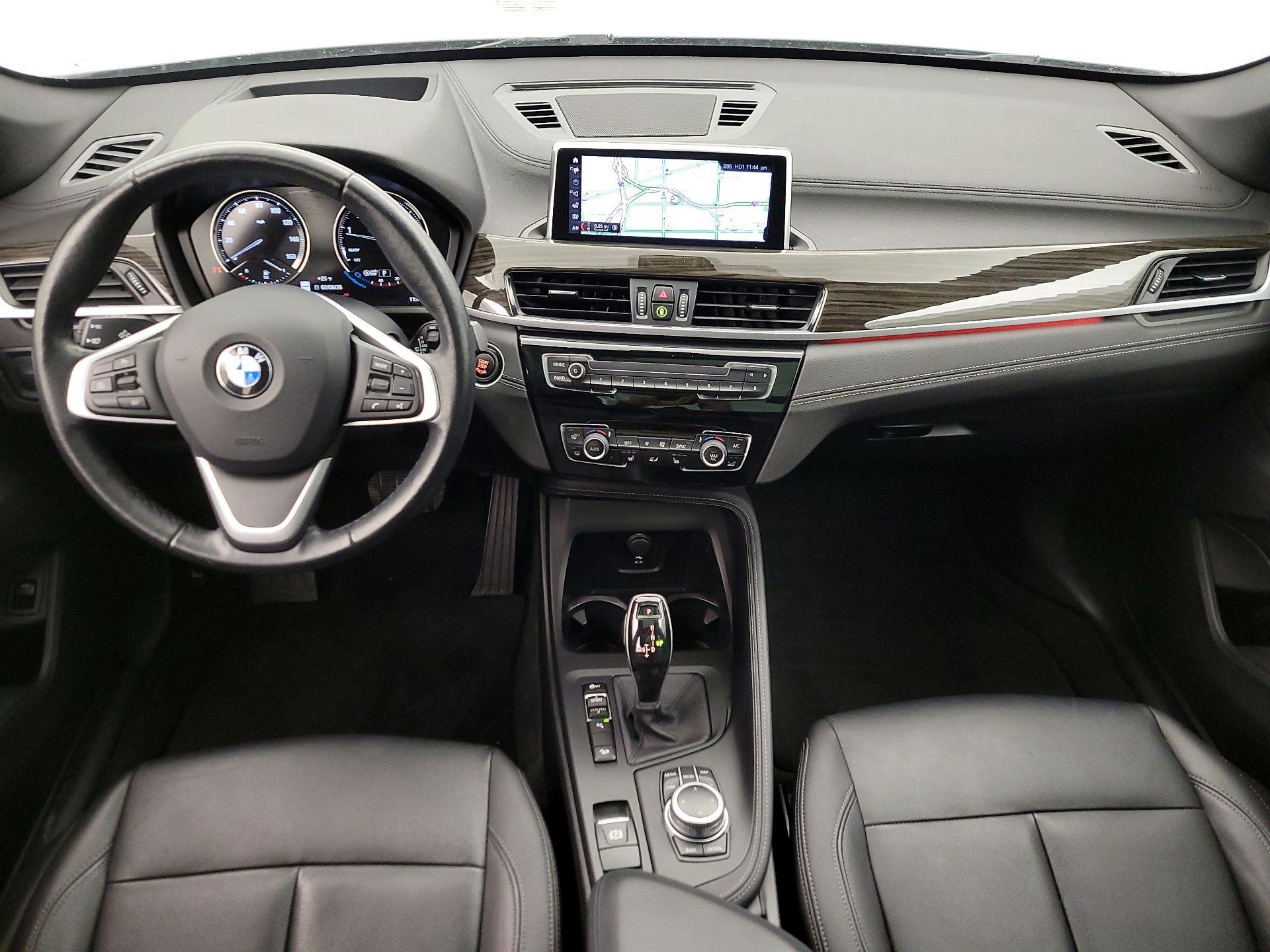 Thumbnail: 2022 BMW X1 - 9