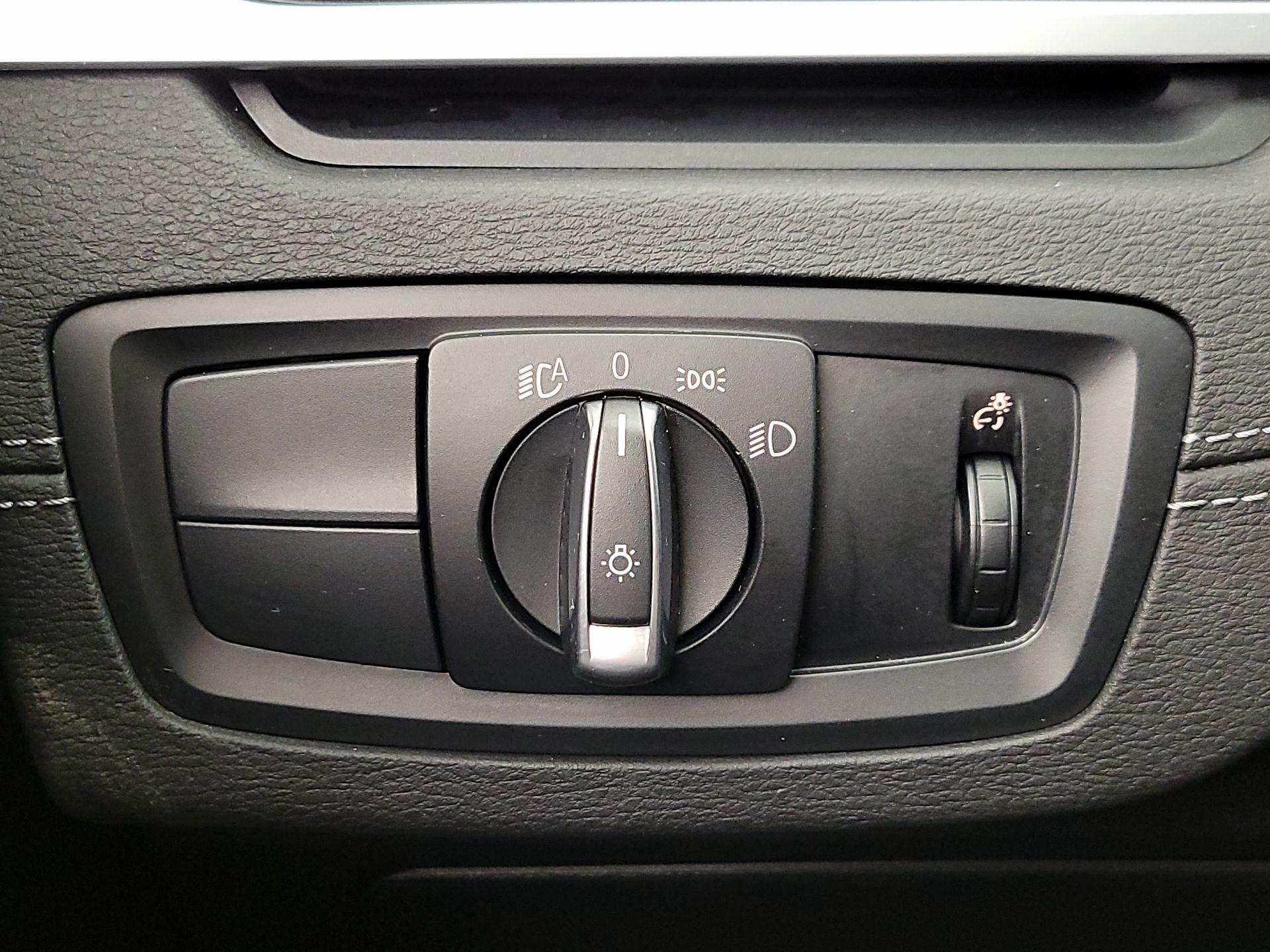 Thumbnail: 2022 BMW X1 - 13