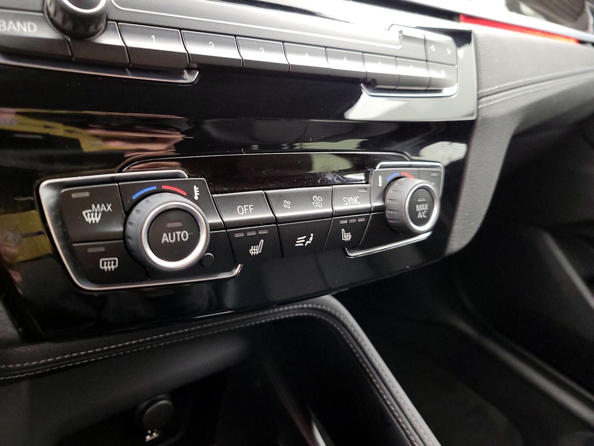 Thumbnail: 2022 BMW X1 - 17