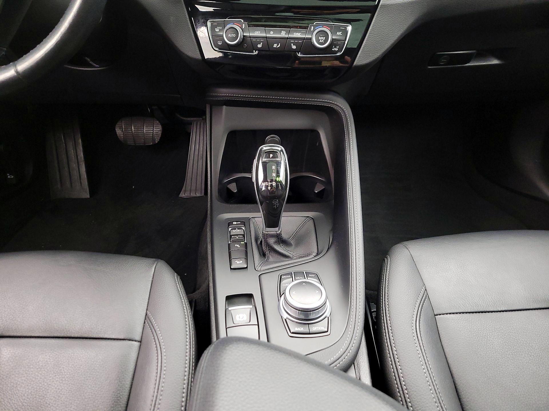 Thumbnail: 2022 BMW X1 - 18