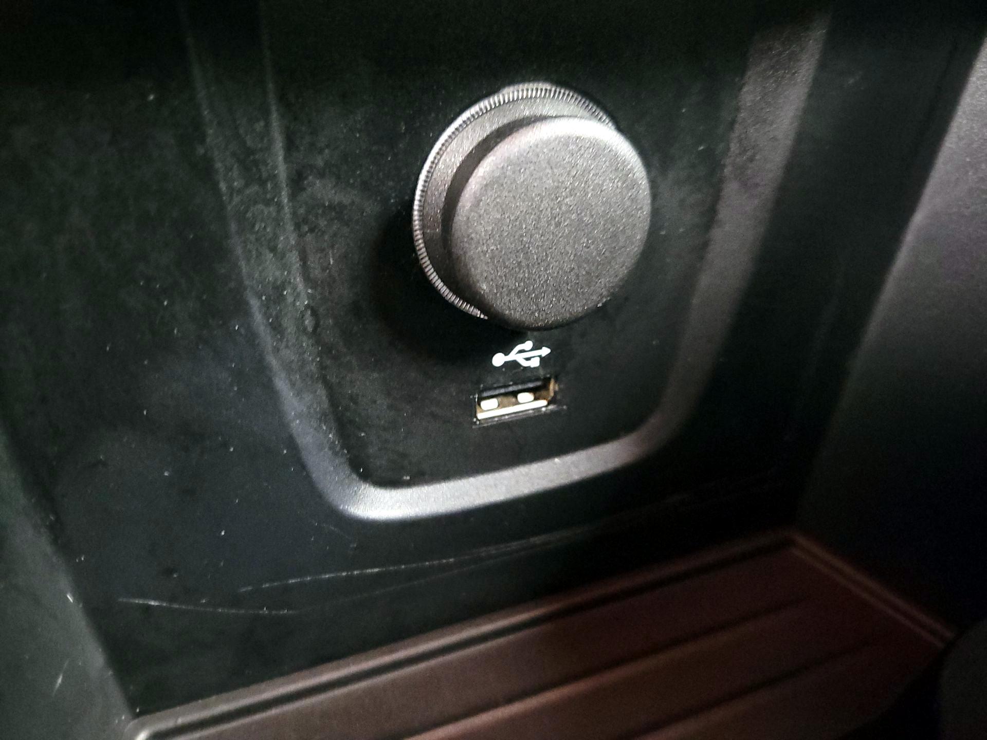 Thumbnail: 2022 BMW X1 - 19