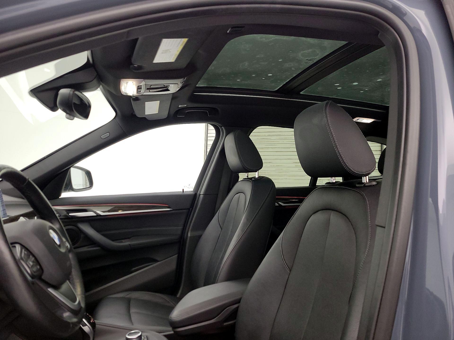 Thumbnail: 2022 BMW X1 - 20