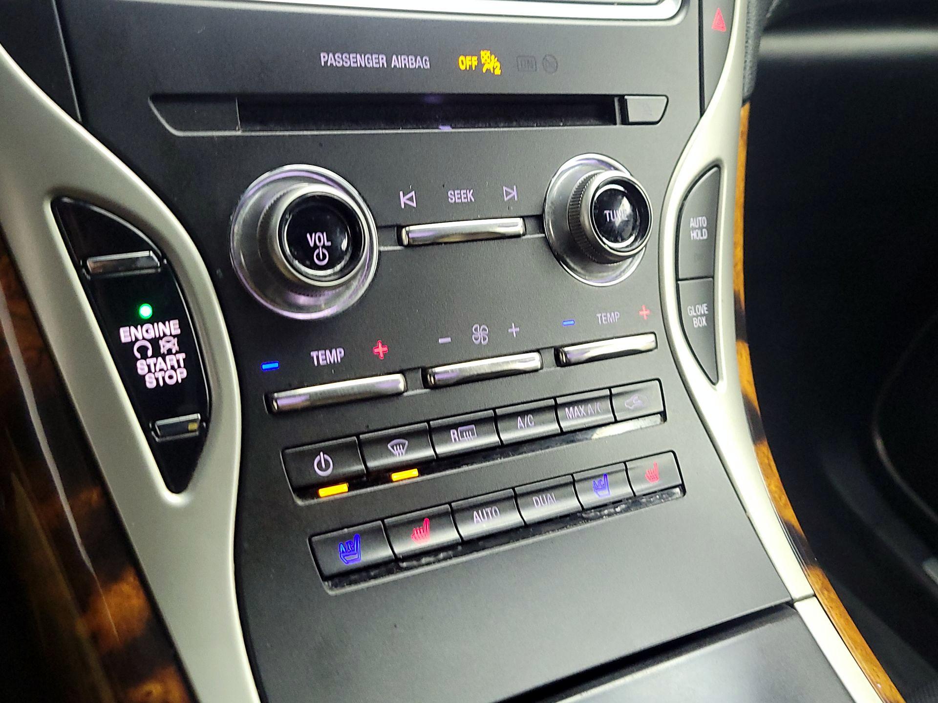 Thumbnail: 2017 Lincoln MKX - 17