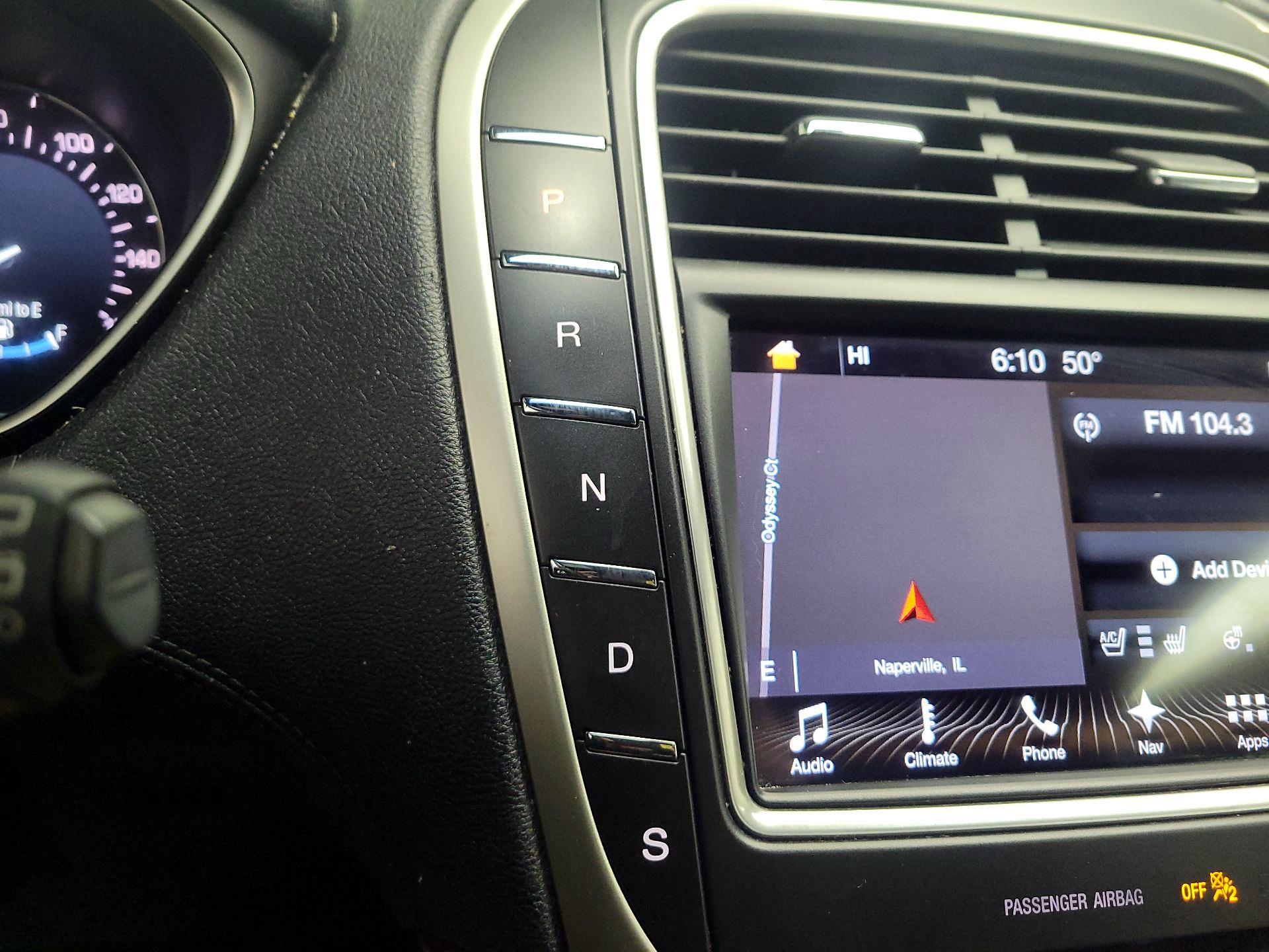 Thumbnail: 2017 Lincoln MKX - 18