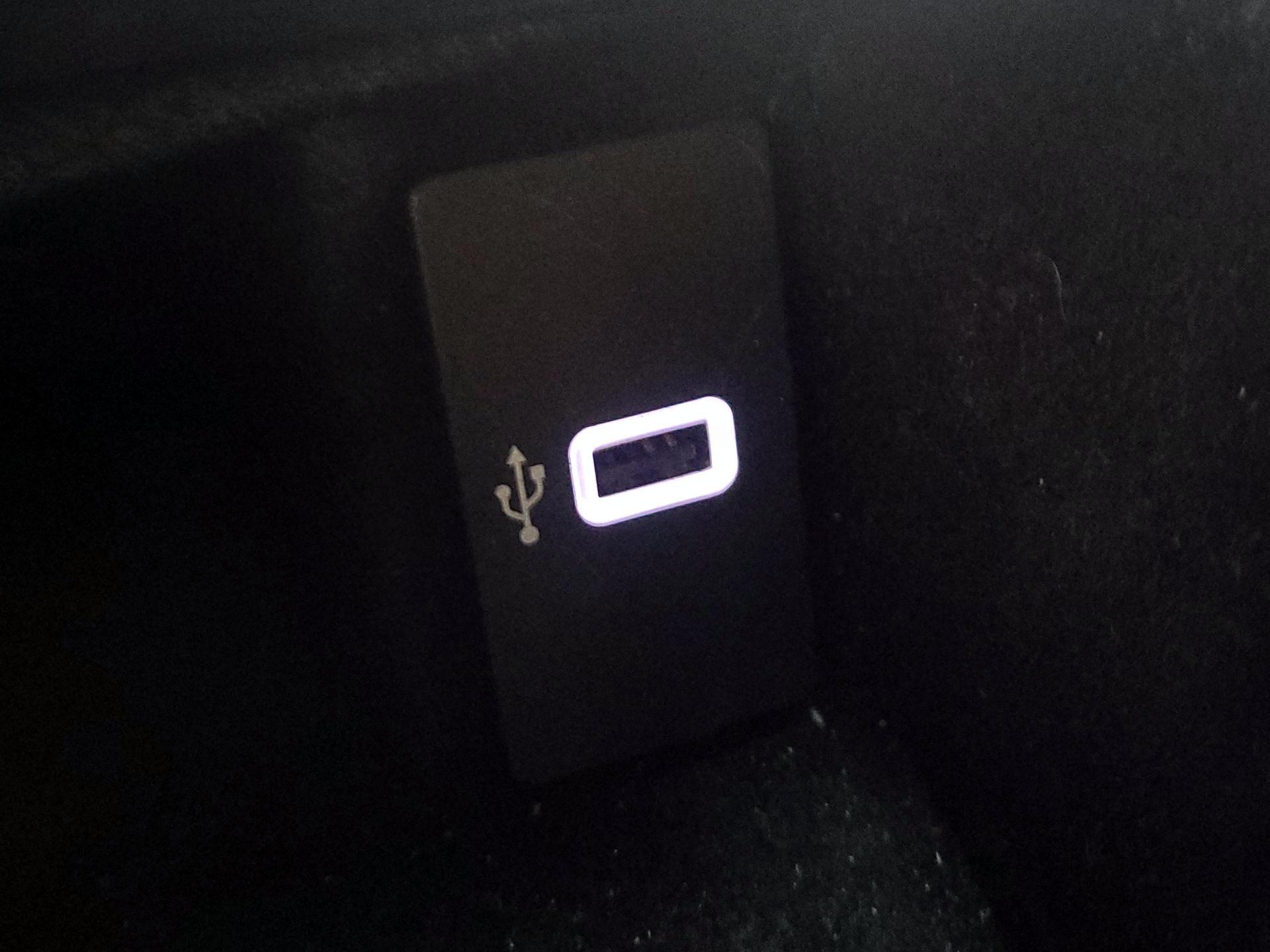 Thumbnail: 2017 Lincoln MKX - 19