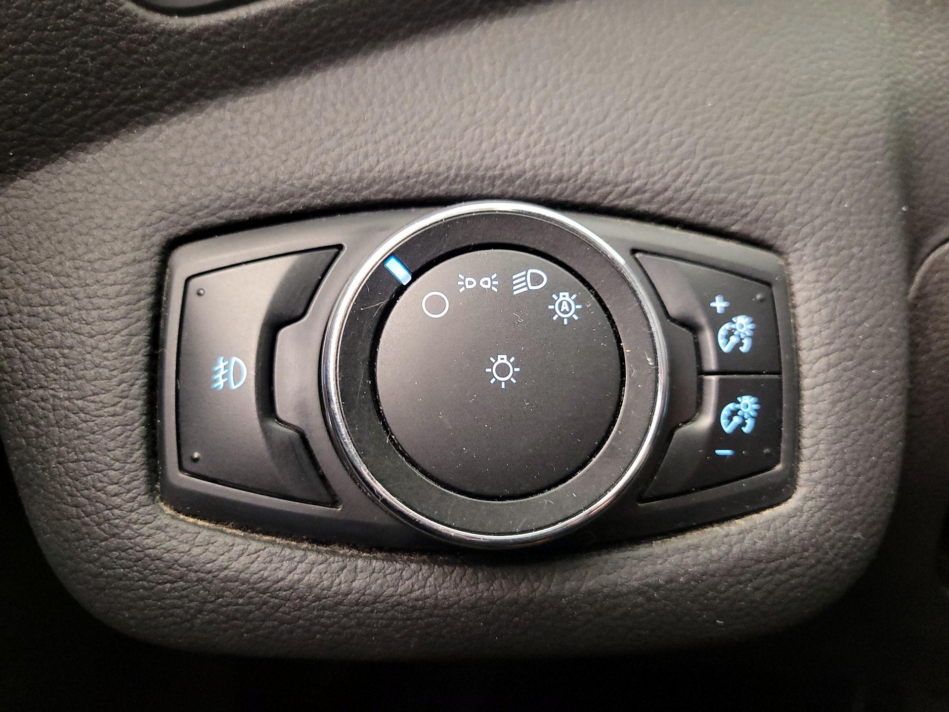 Thumbnail: 2014 Ford Escape - 13