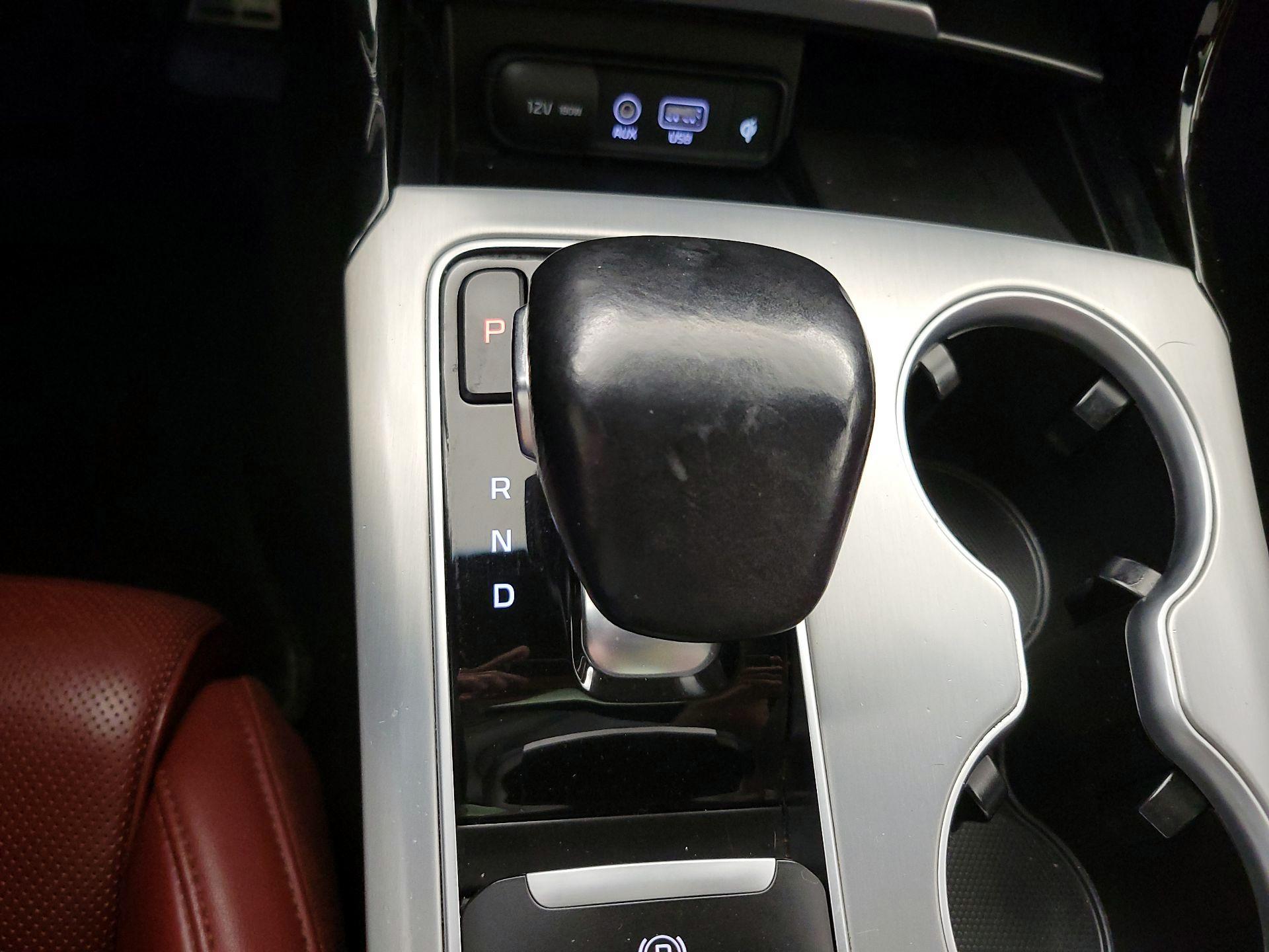 Thumbnail: 2019 Kia Stinger - 18