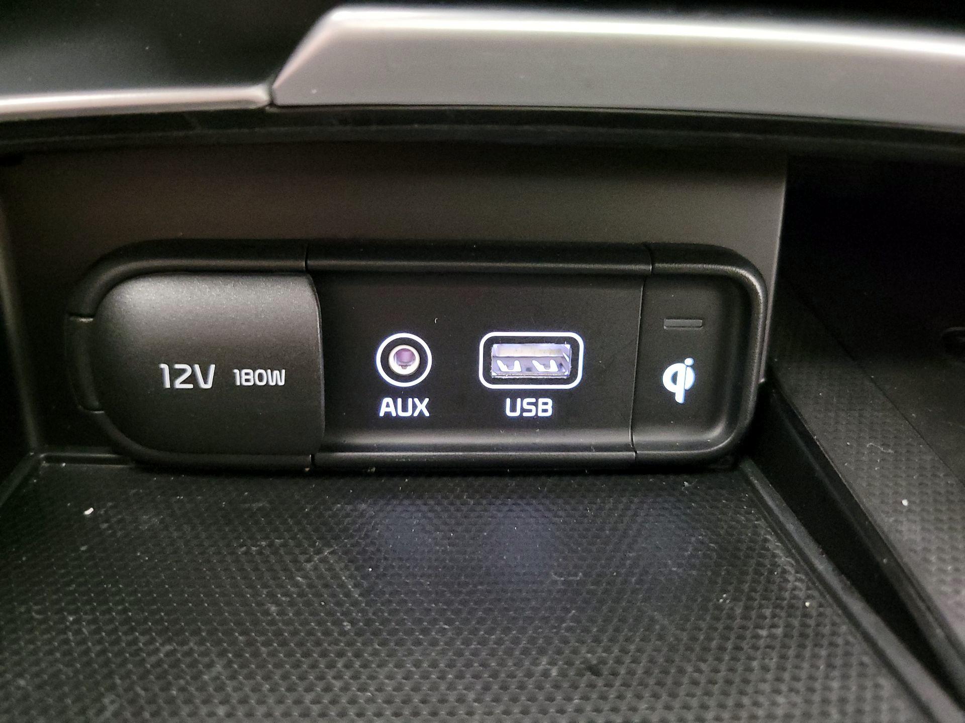 Thumbnail: 2019 Kia Stinger - 19