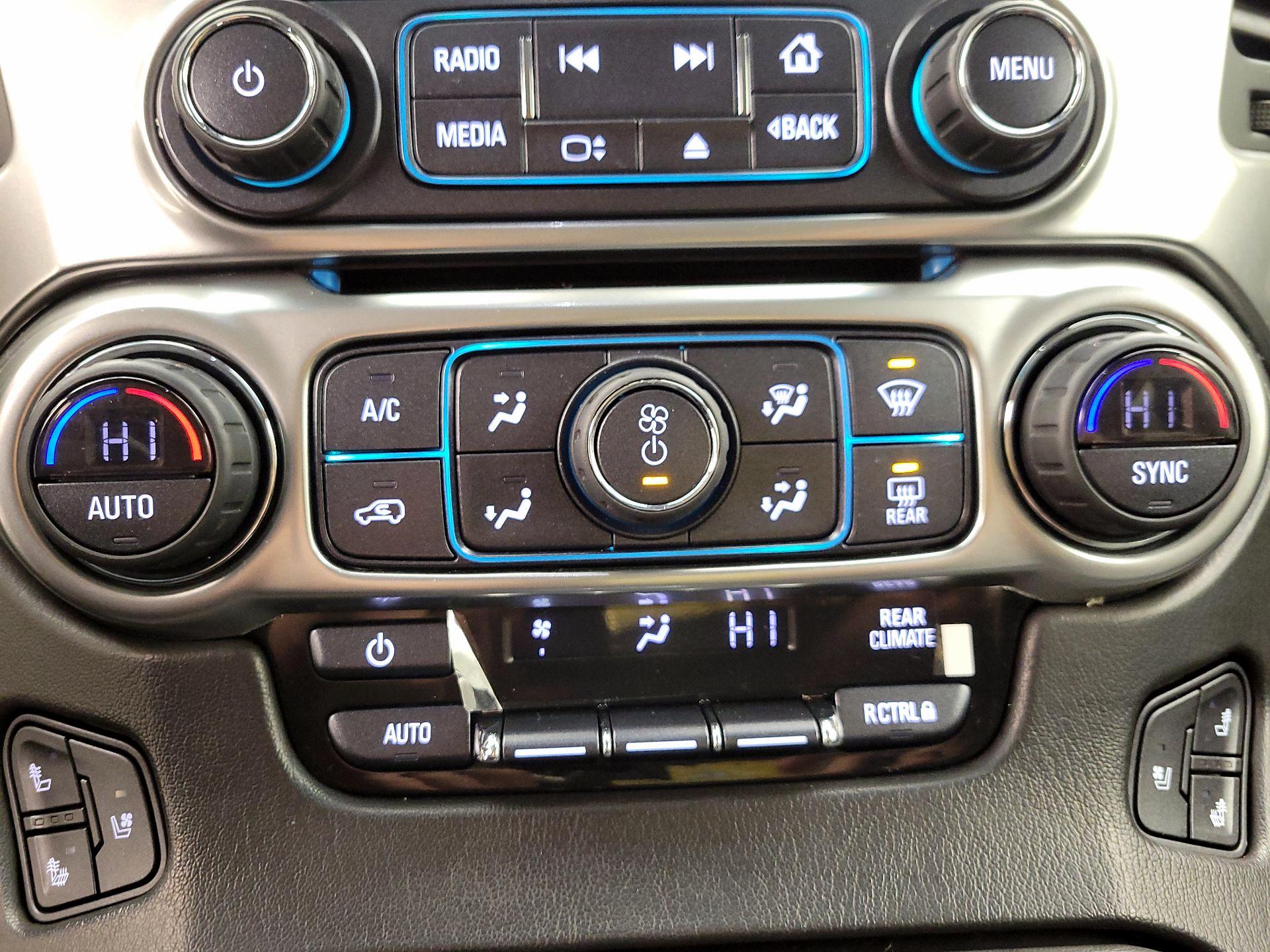 Thumbnail: 2020 Chevrolet Suburban - 17