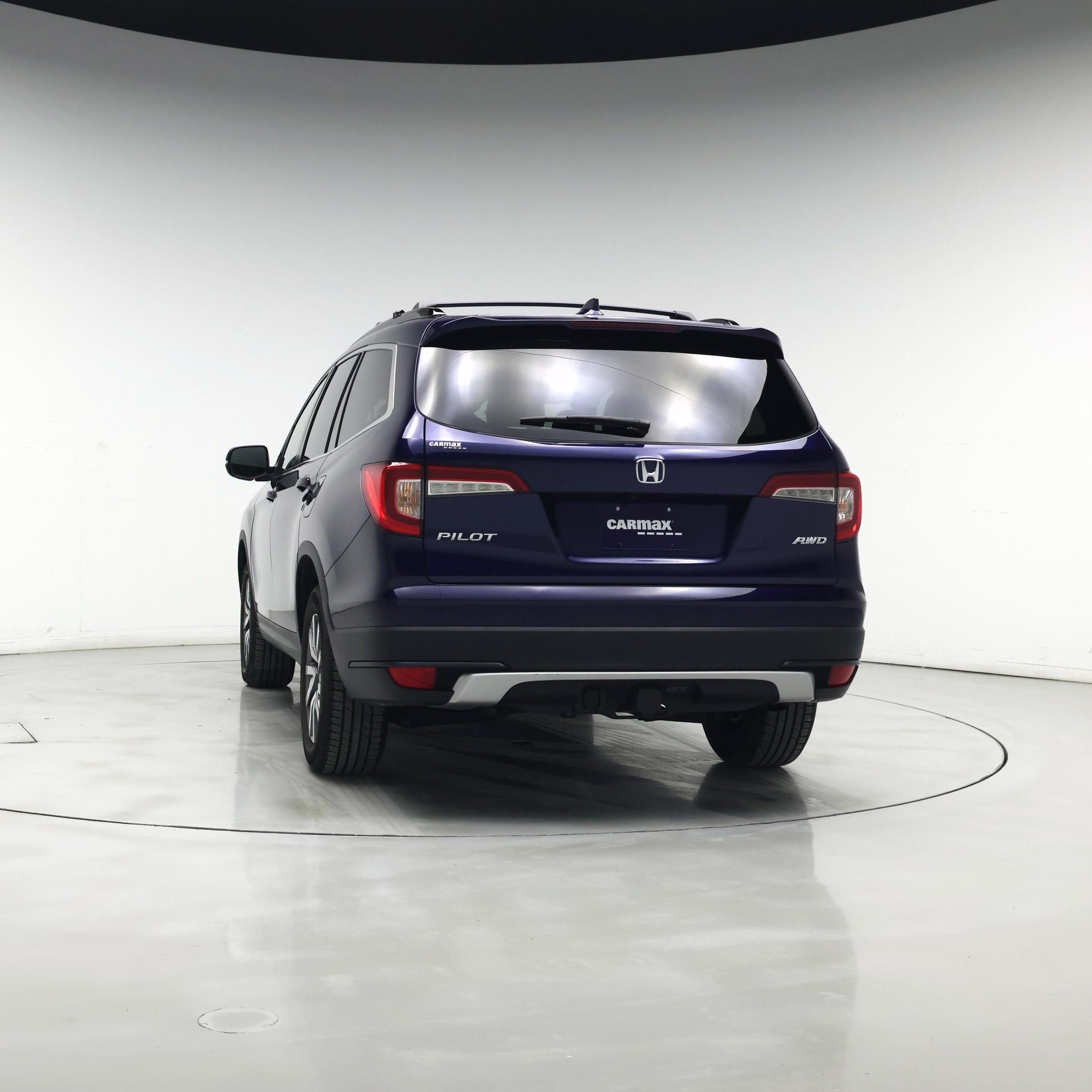 Thumbnail: 2019 Honda Pilot - 2