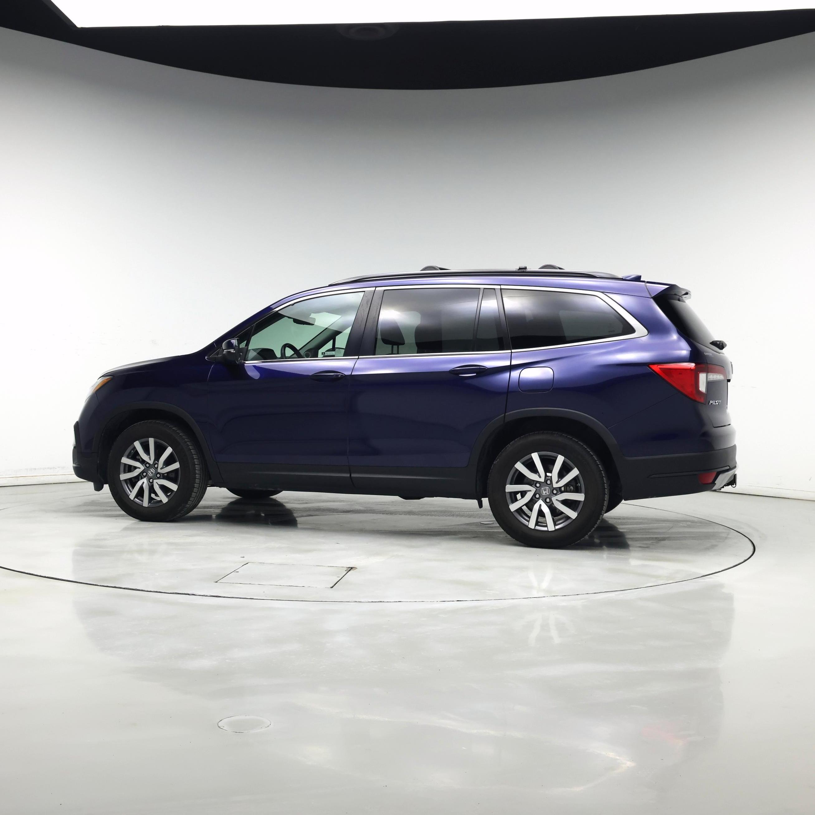 Thumbnail: 2019 Honda Pilot - 3