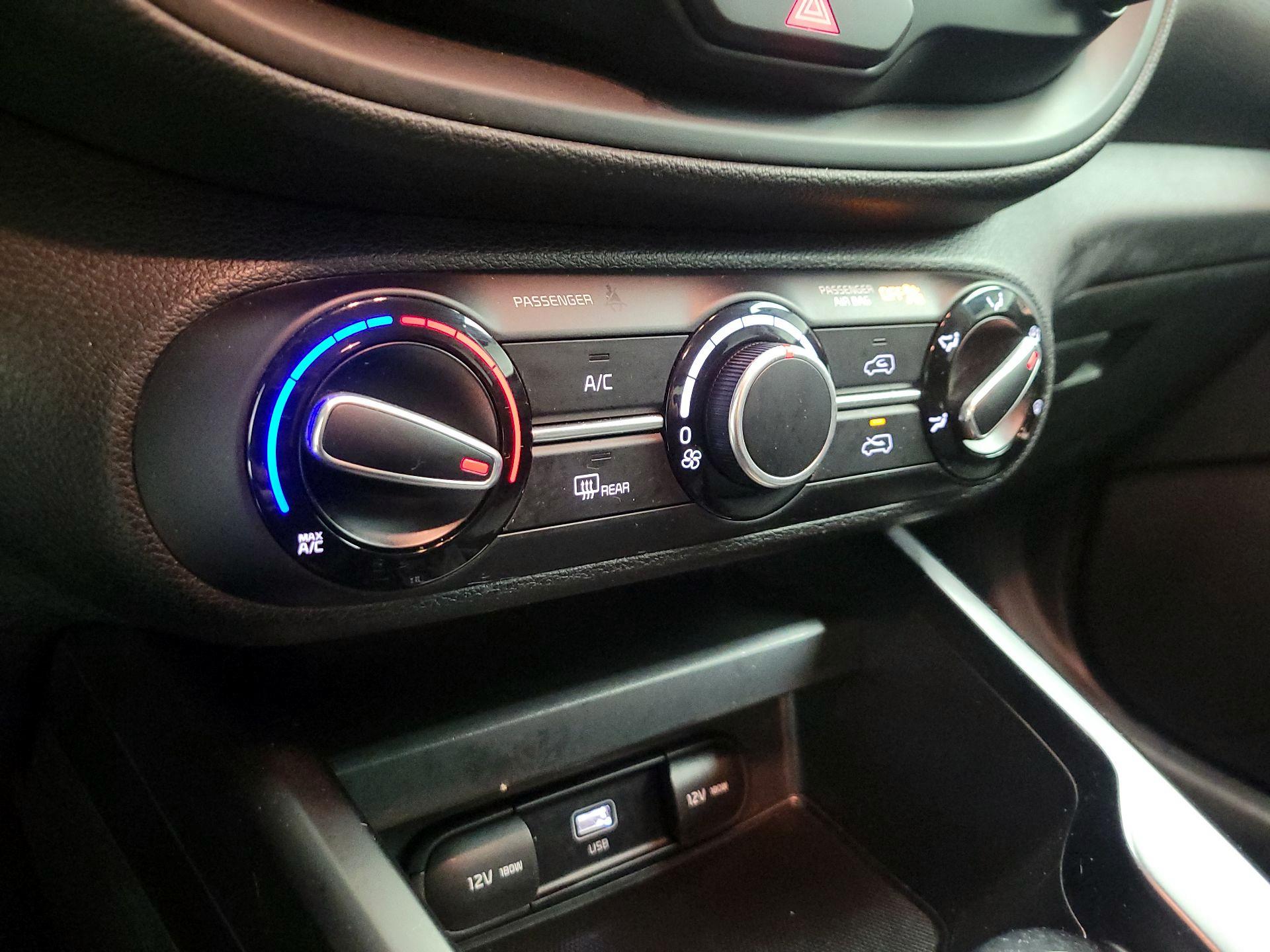 Thumbnail: 2023 Kia Soul - 15