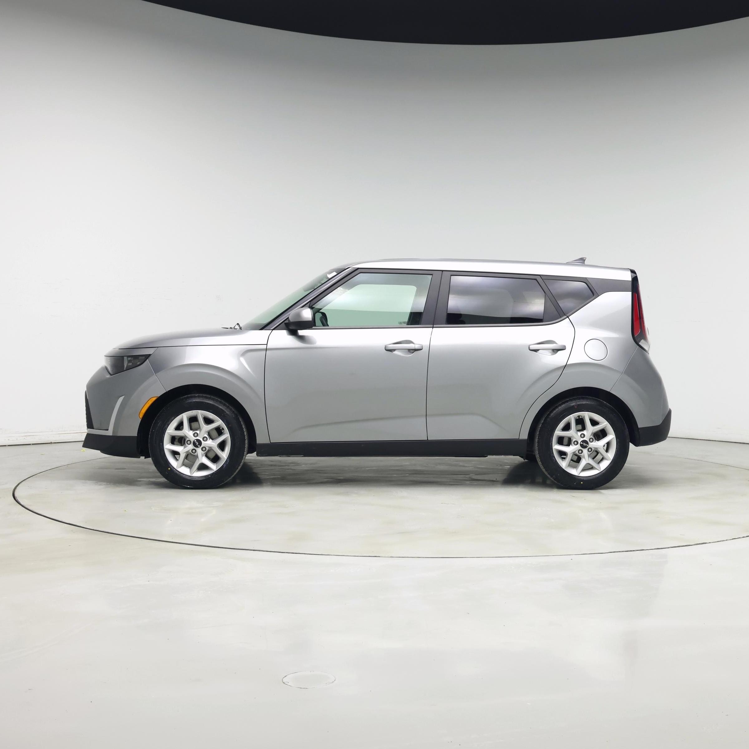 Thumbnail: 2023 Kia Soul - 3