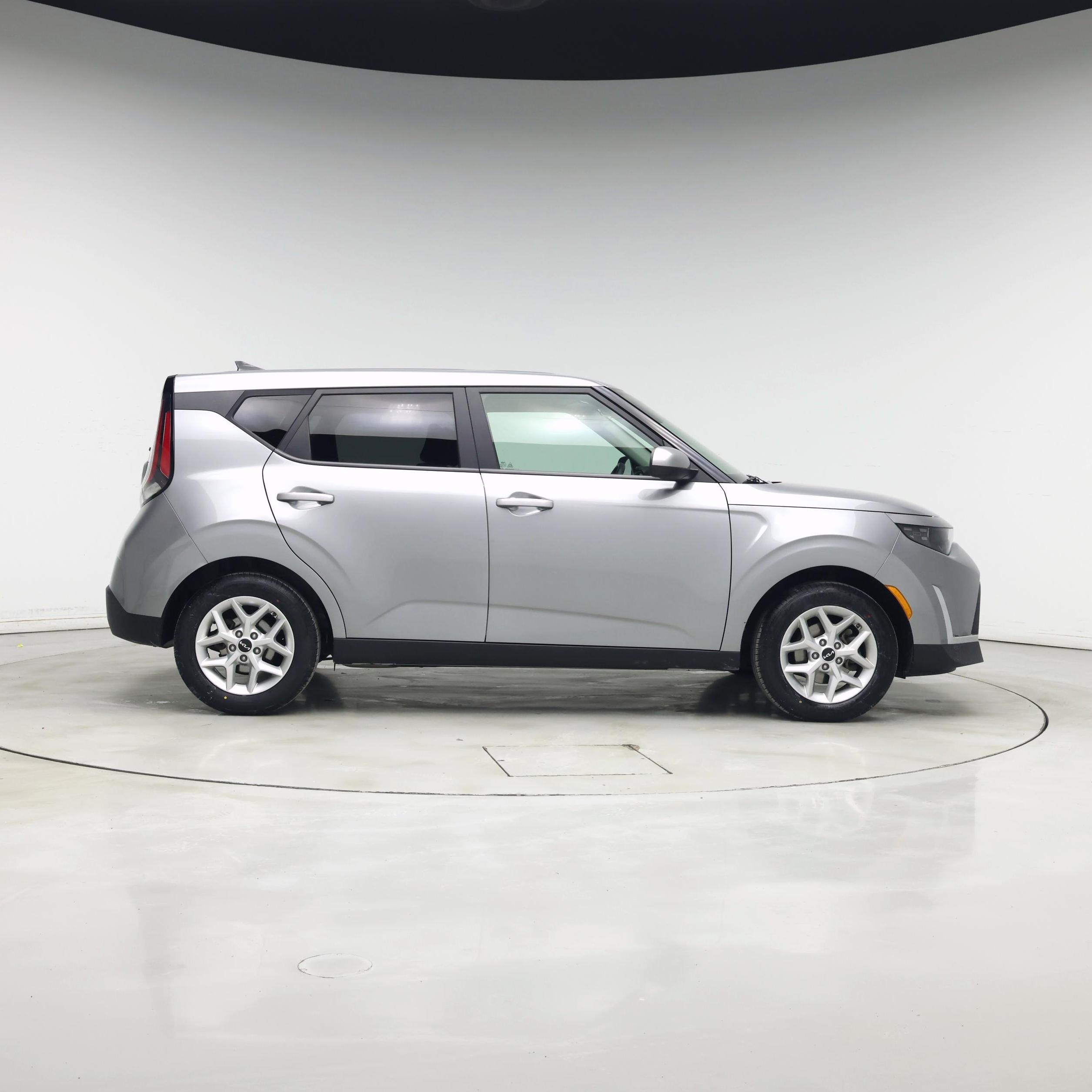 Thumbnail: 2023 Kia Soul - 7