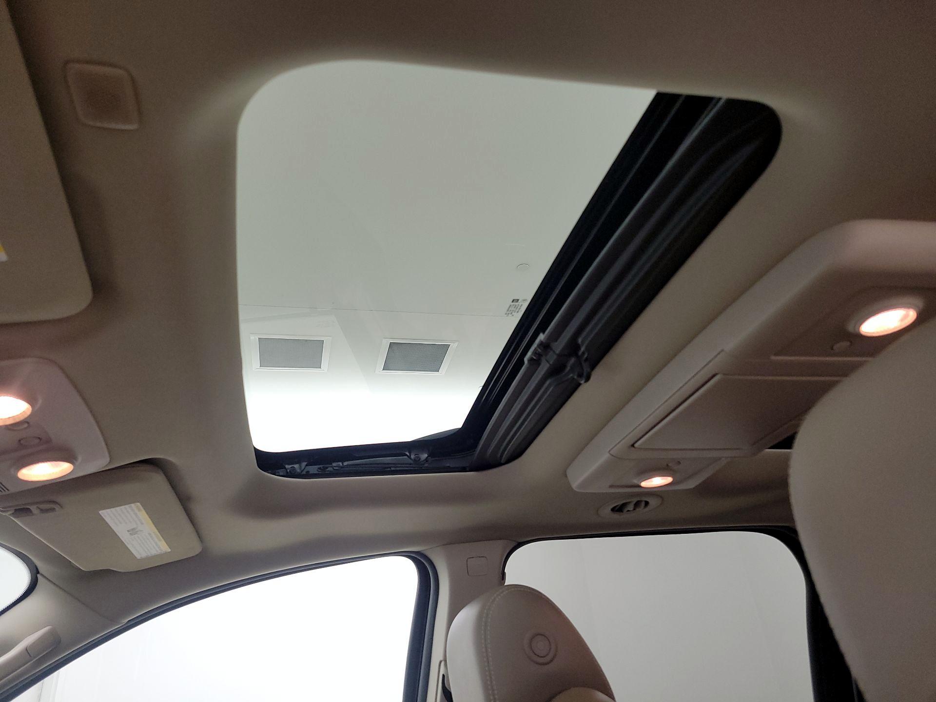 Thumbnail: 2016 GMC Acadia - 20