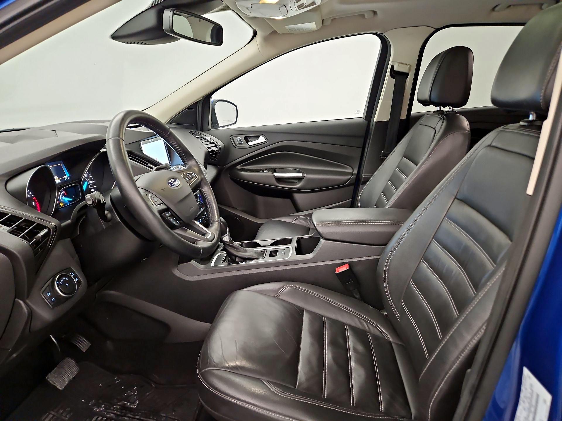 Thumbnail: 2017 Ford Escape - 11