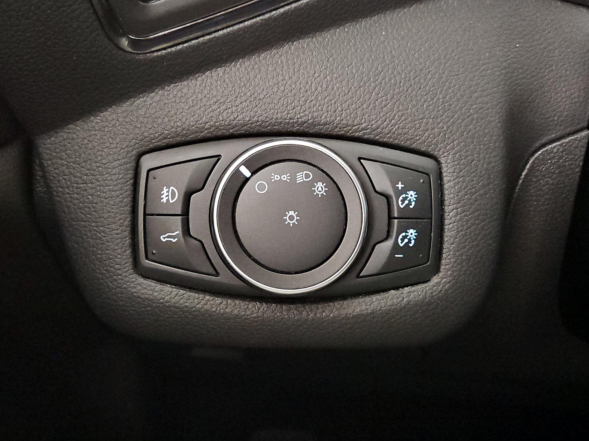 Thumbnail: 2017 Ford Escape - 13