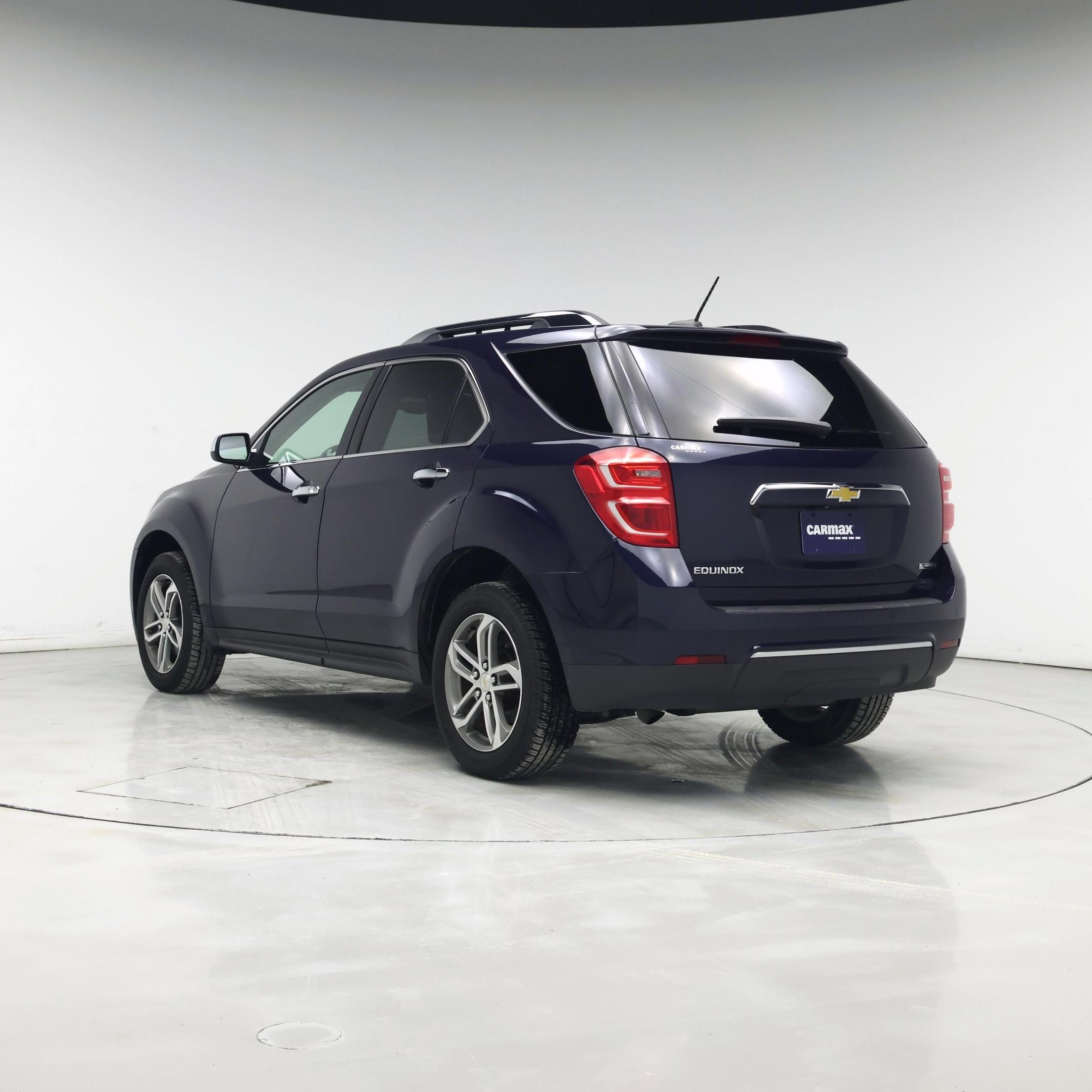 Thumbnail: 2017 Chevrolet Equinox - 2