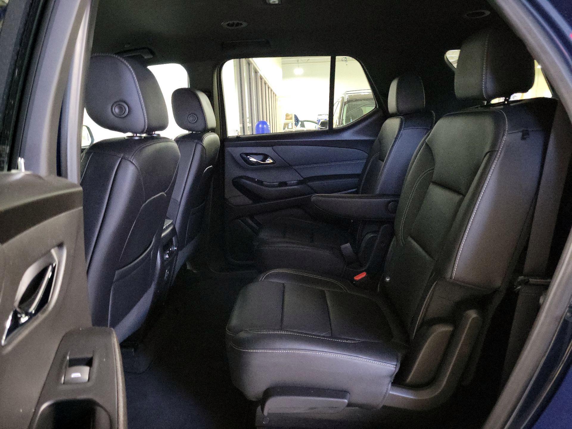 Thumbnail: 2023 Chevrolet Traverse - 17