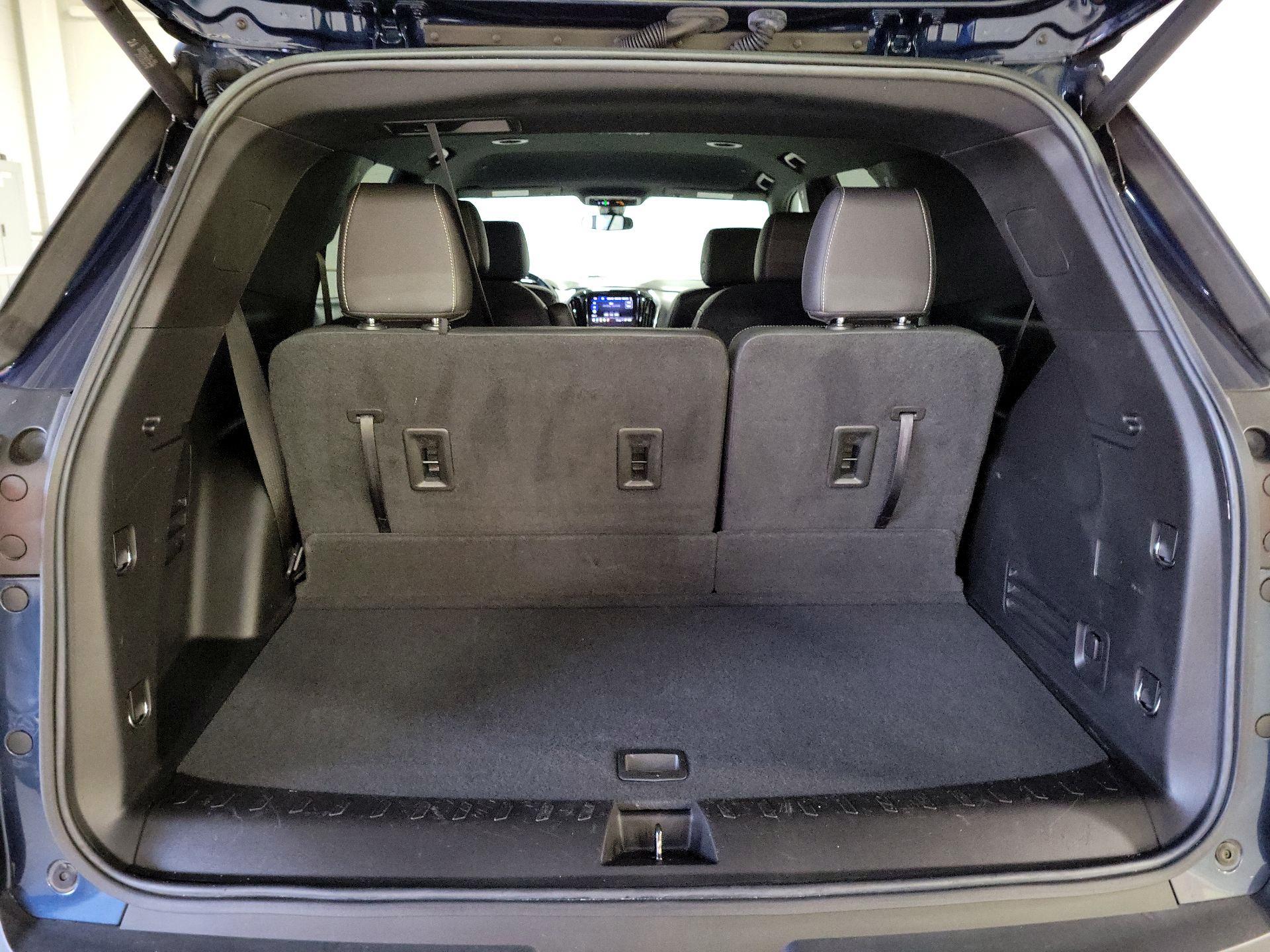 Thumbnail: 2023 Chevrolet Traverse - 19