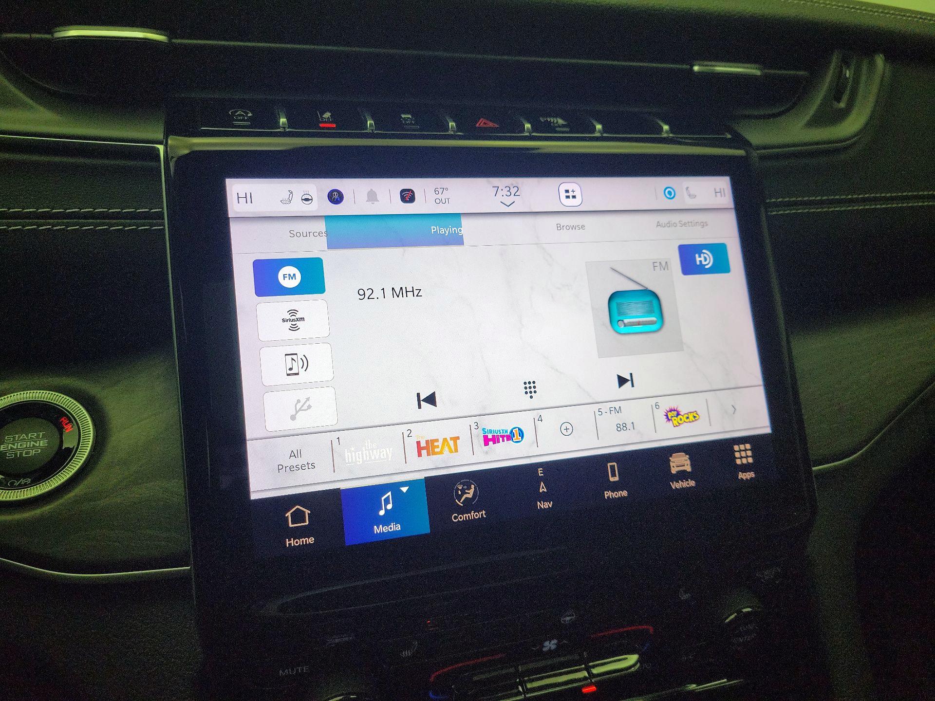 Thumbnail: 2023 Jeep Grand Cherokee - 16