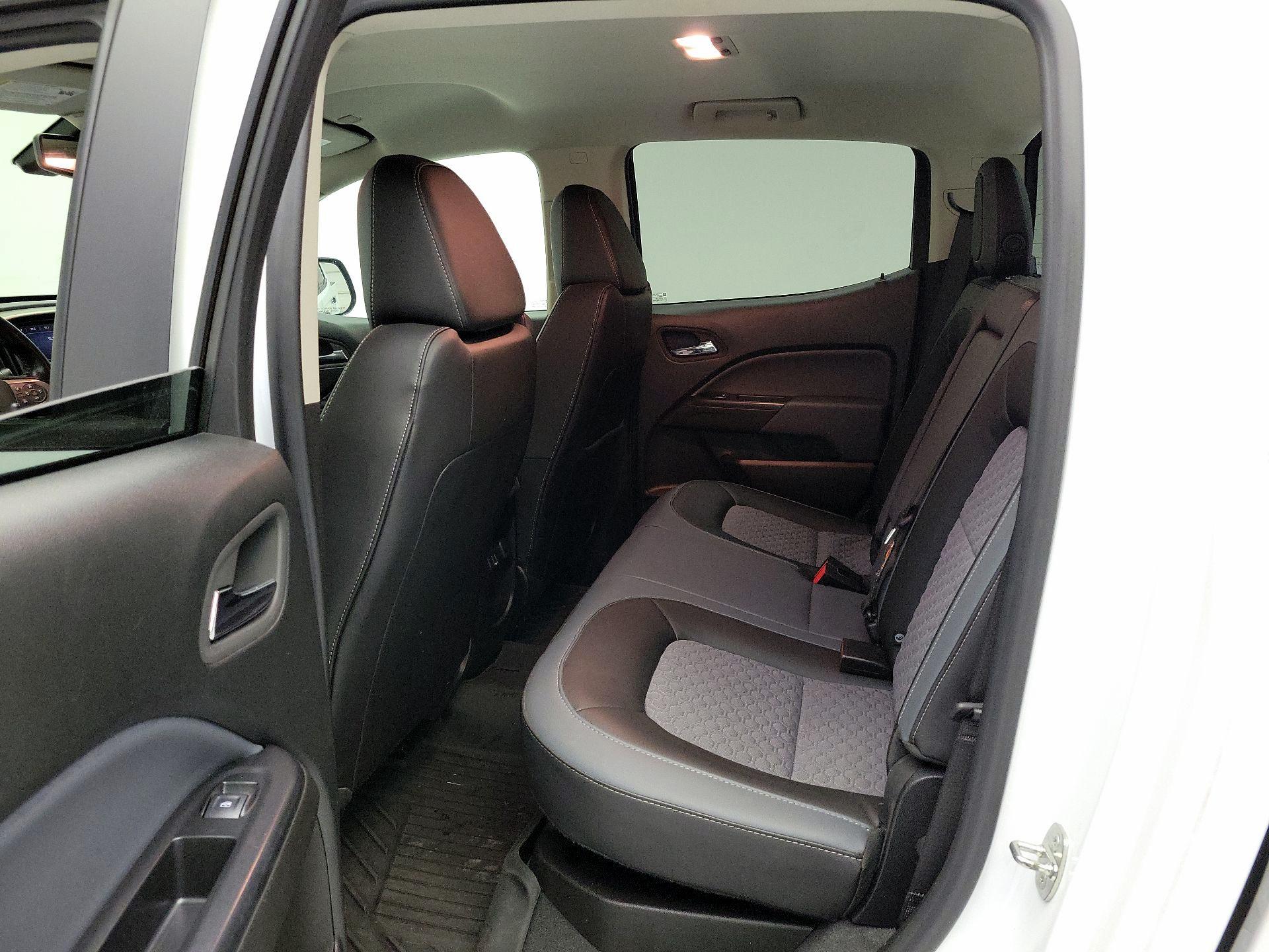 Thumbnail: 2022 Chevrolet Colorado - 18