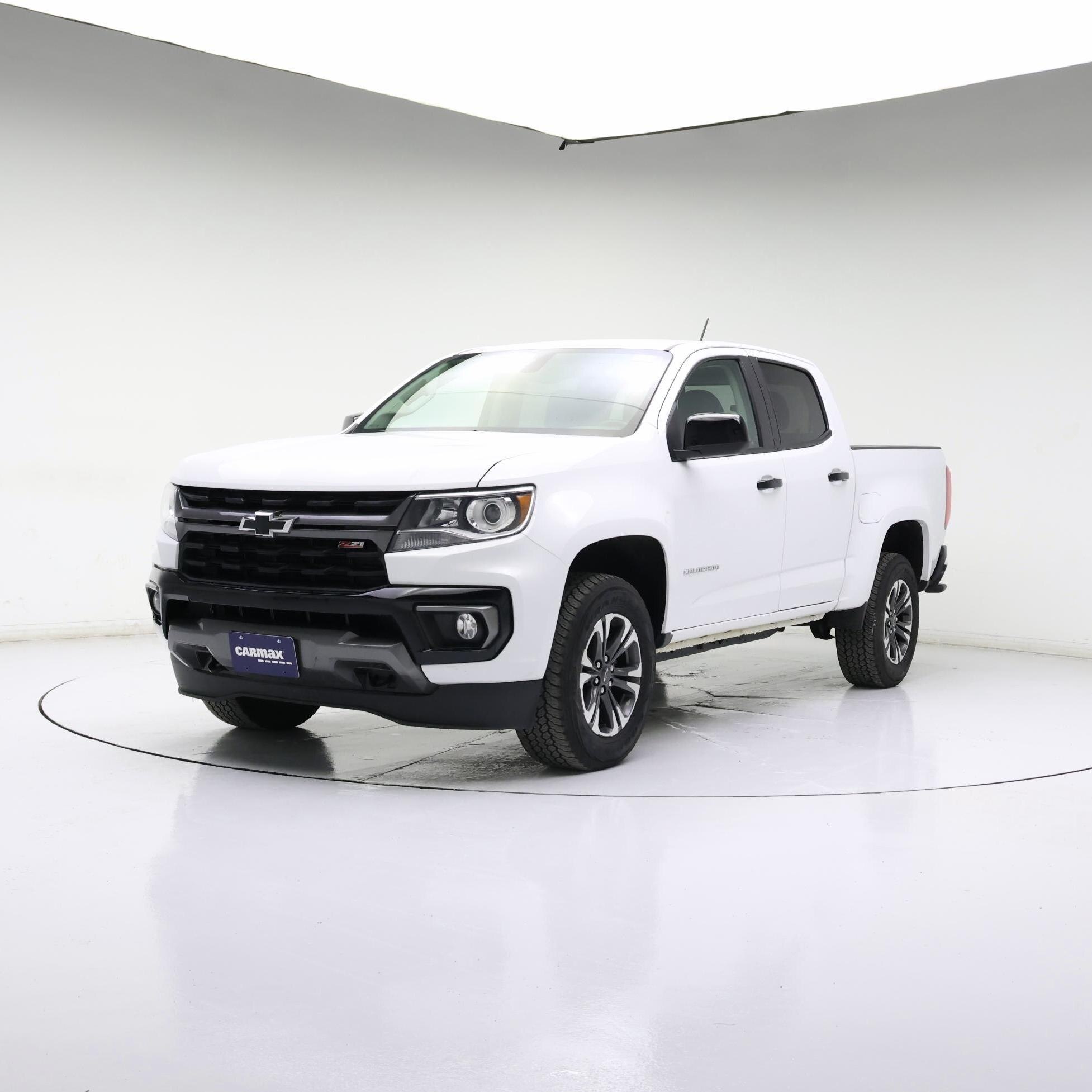 Thumbnail: 2022 Chevrolet Colorado - 4