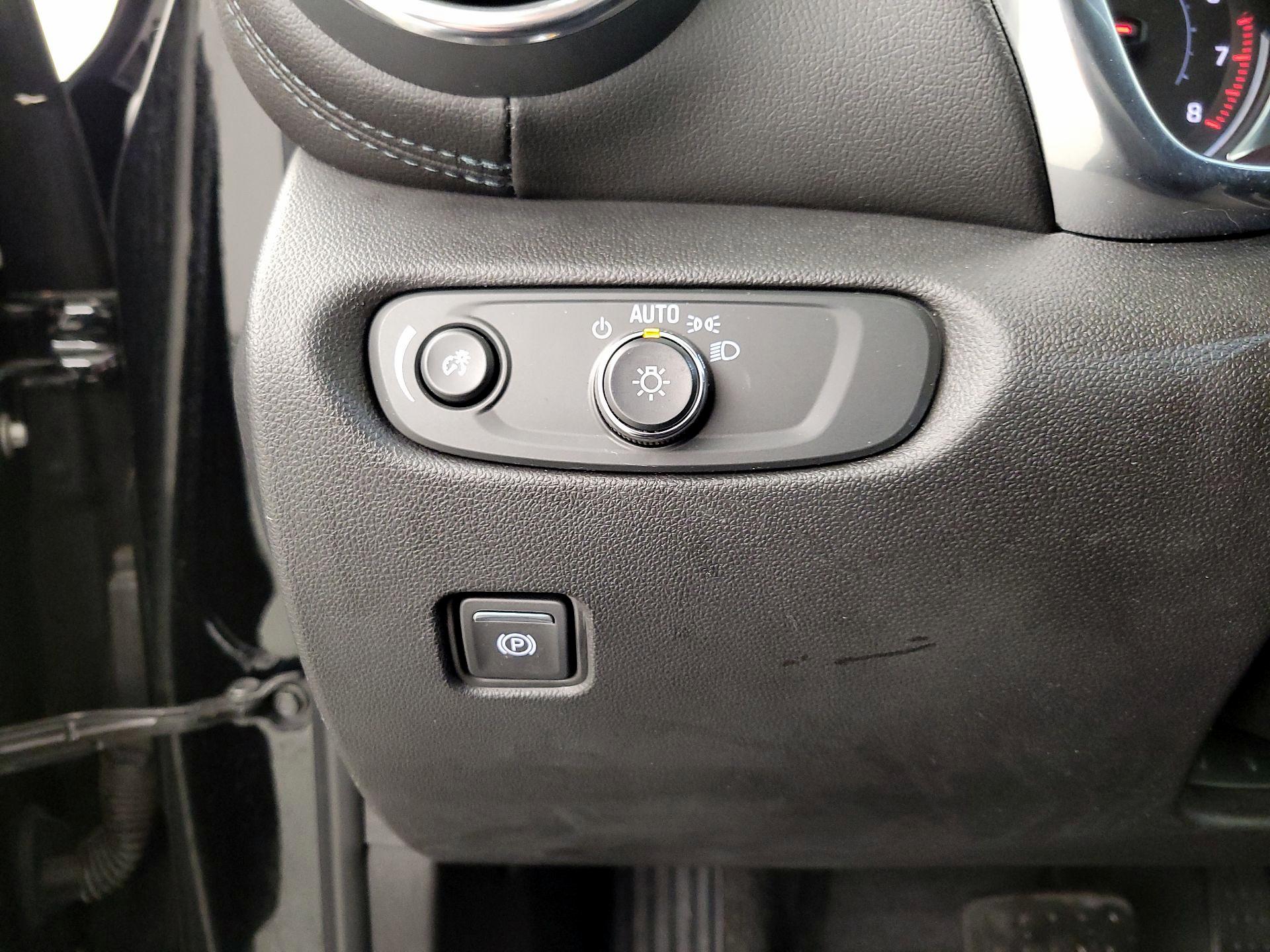 Thumbnail: 2022 Chevrolet Blazer - 13