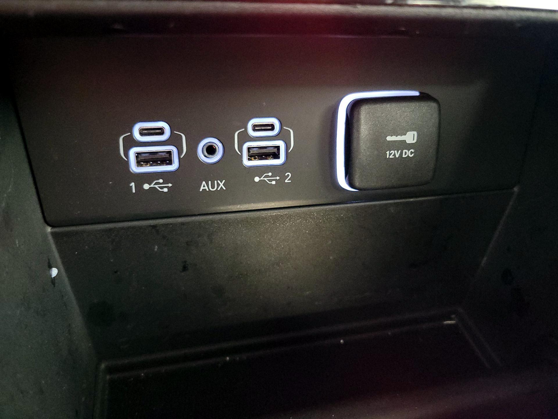 Thumbnail: 2023 Jeep Grand Cherokee - 19